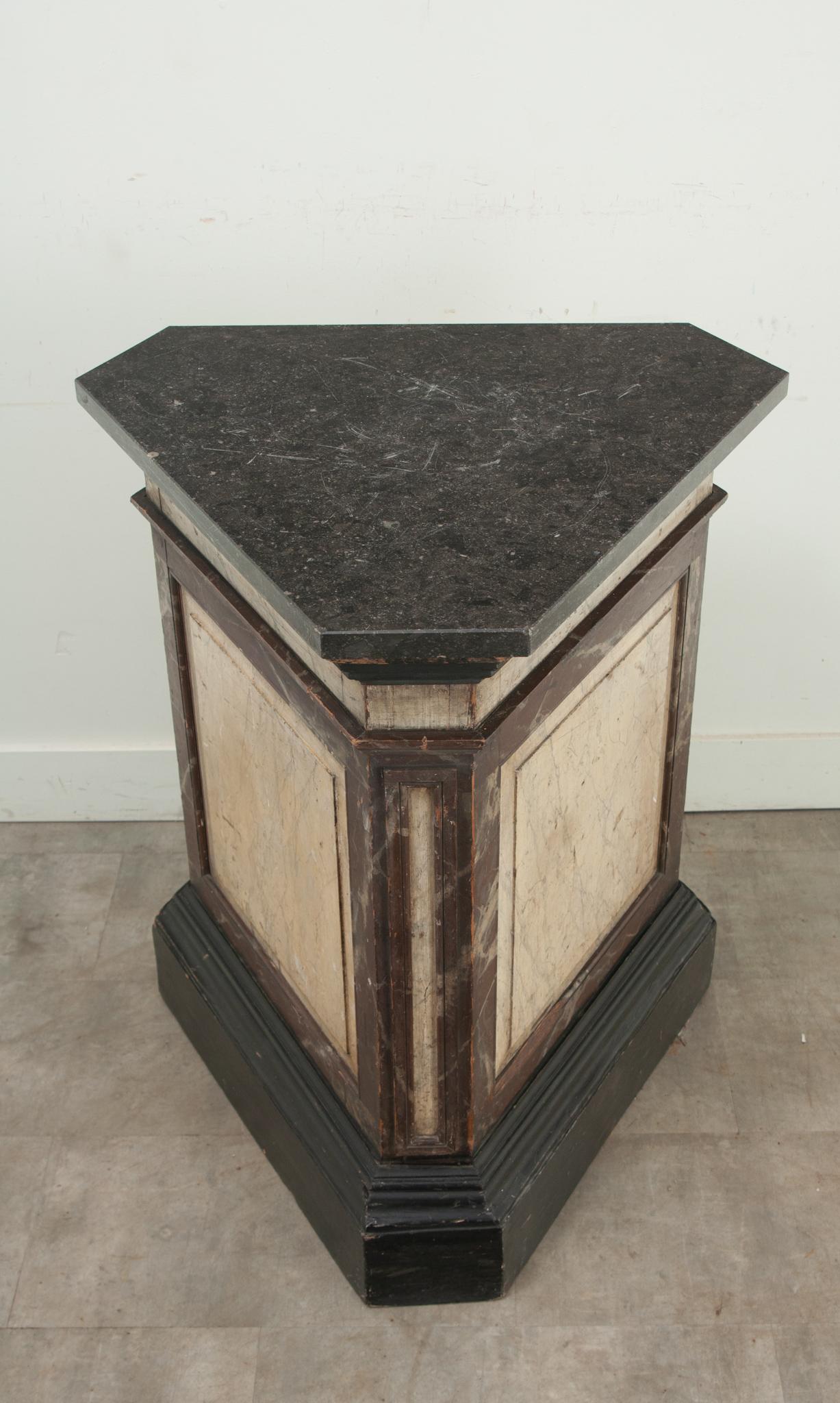 Large Faux Marble Painted Triangular Pedestal For Sale 4