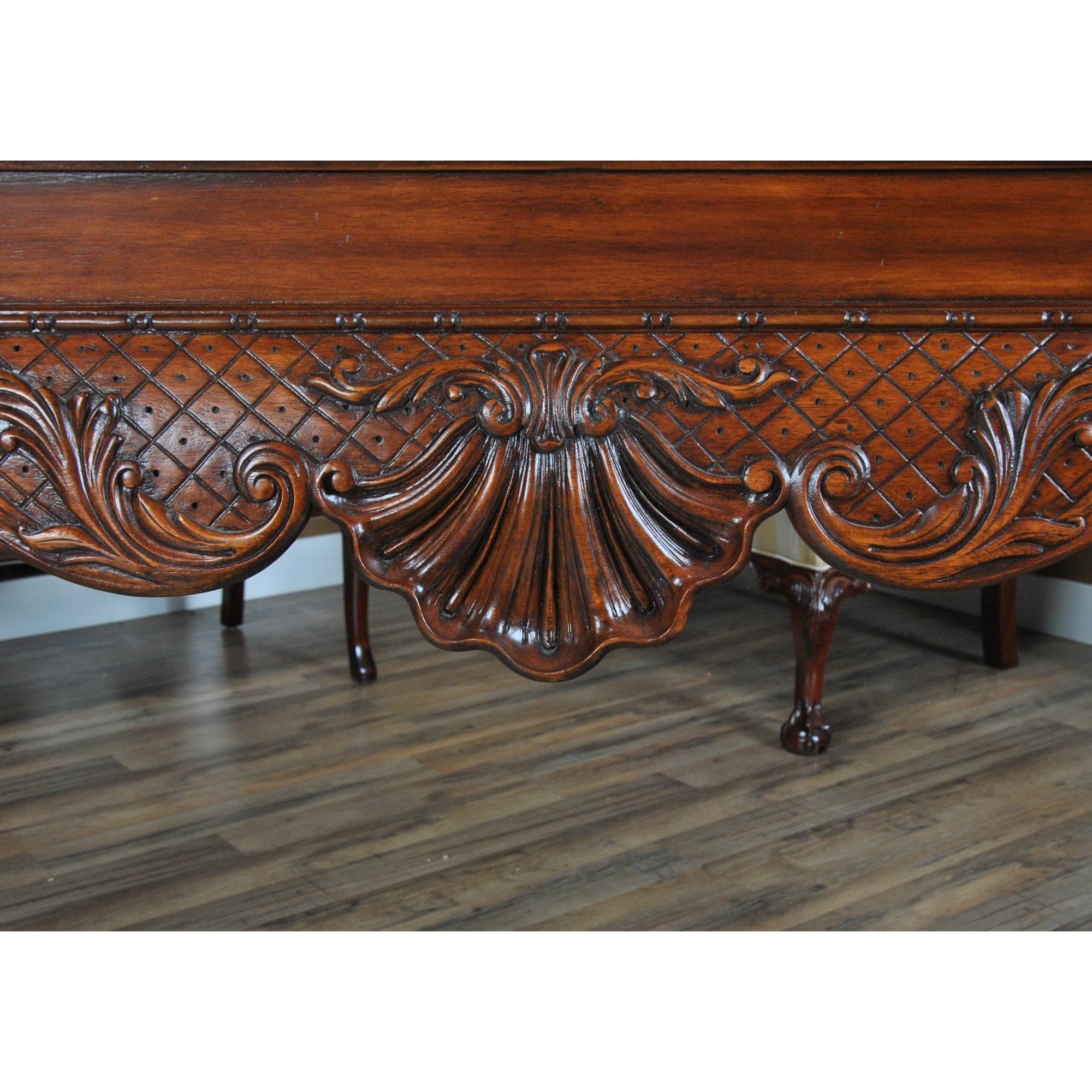Large Faux Marble Top Console In Good Condition For Sale In Annville, PA