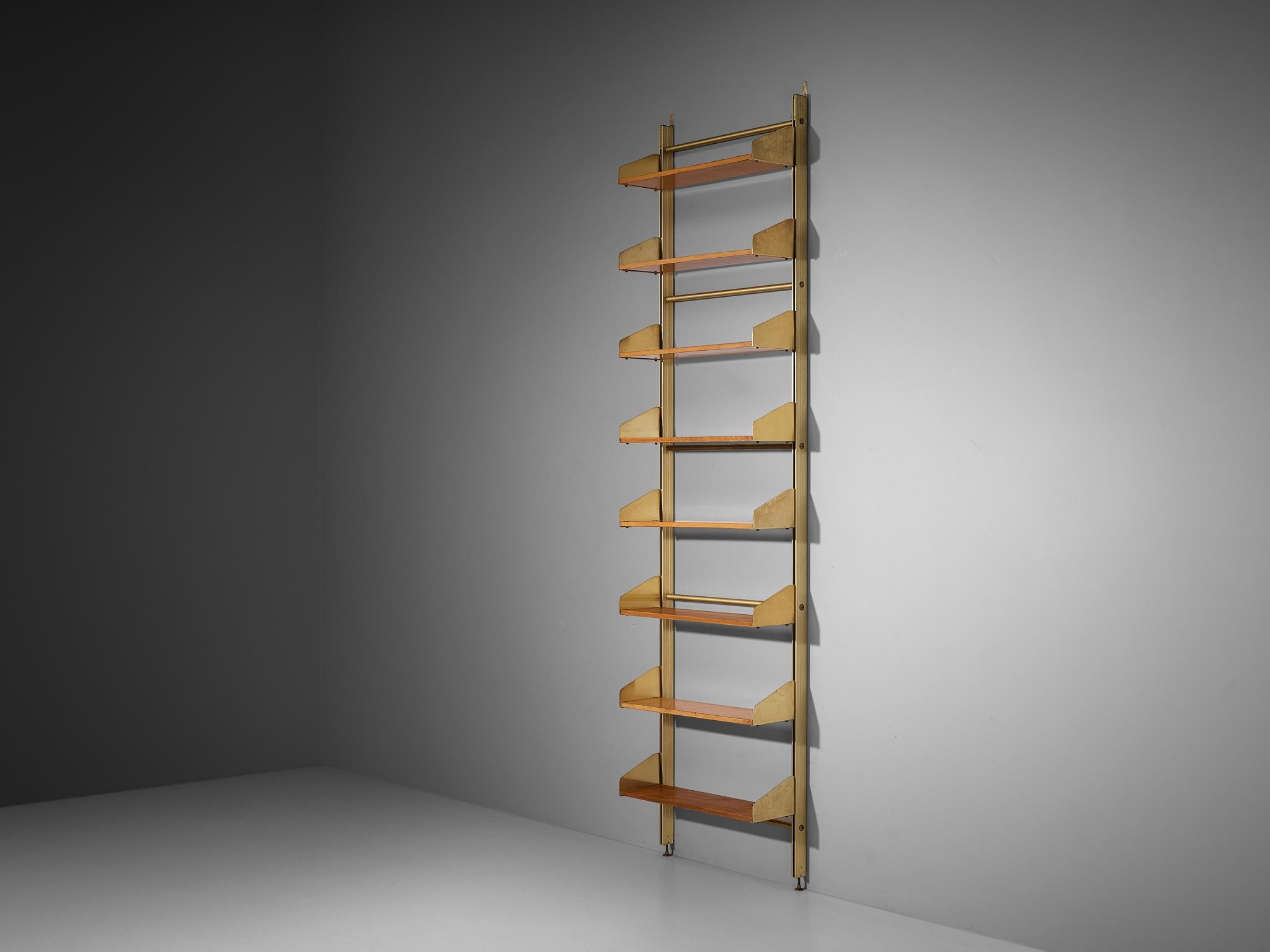 Mueble alto italiano Feal grande de aluminio anodizado y madera en venta 3