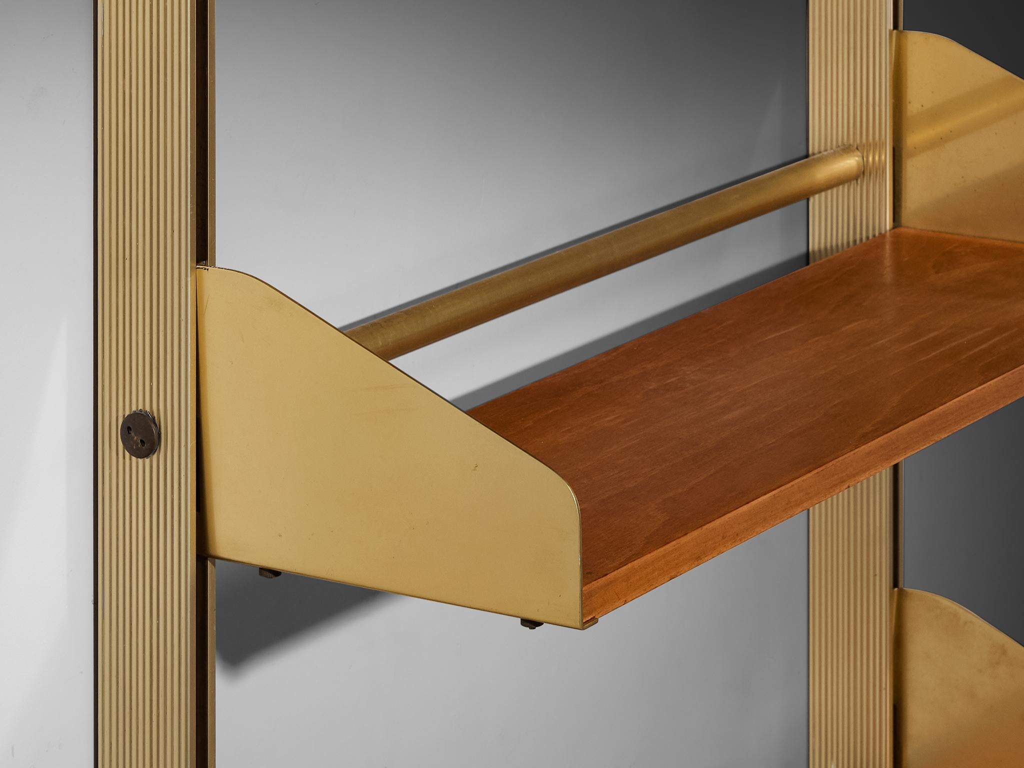 Mueble alto italiano Feal grande de aluminio anodizado y madera Aluminio en venta