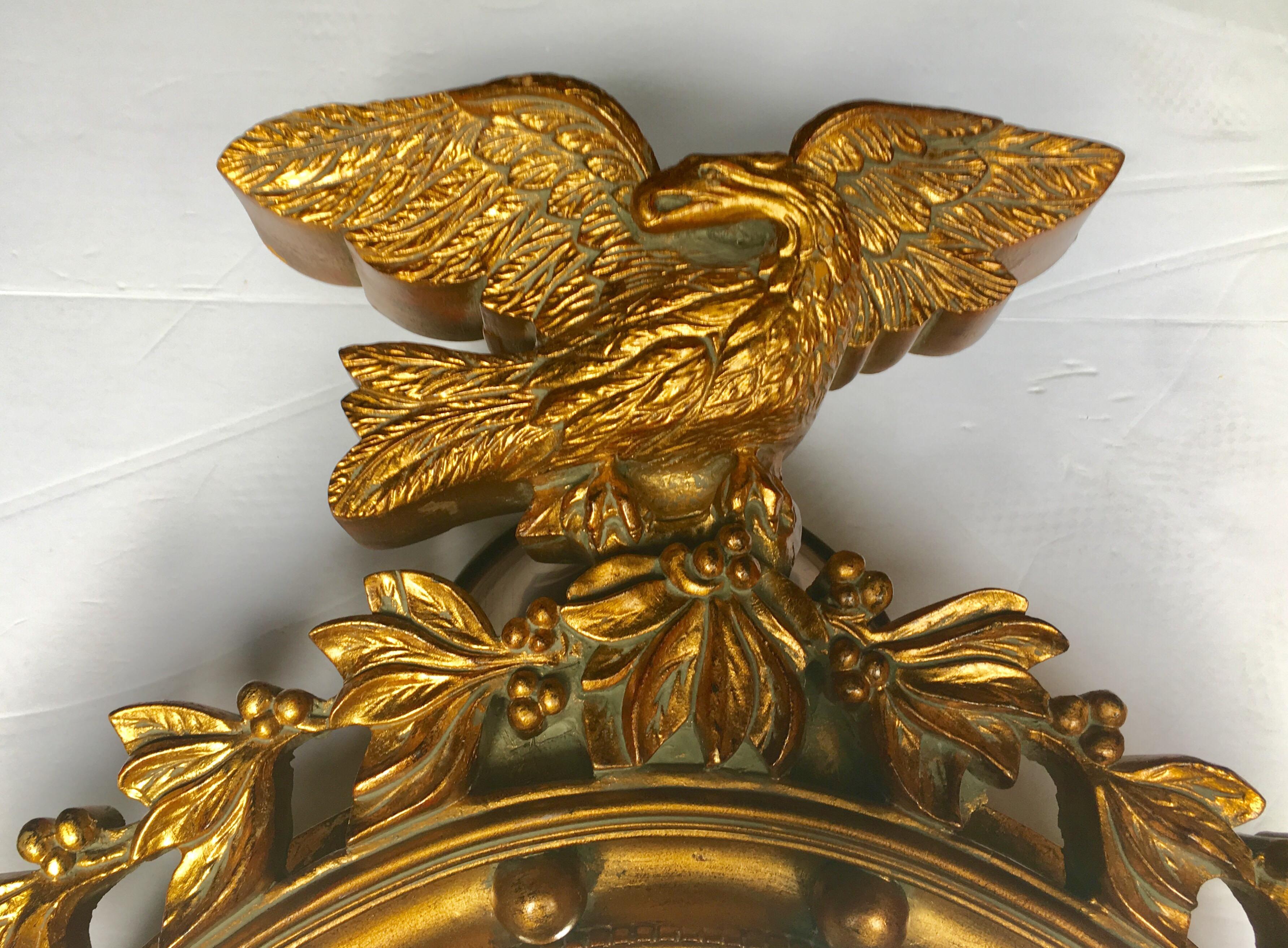 Large Sculptural Federal Style Round Figural Eagle Mirror In Good Condition In Lambertville, NJ