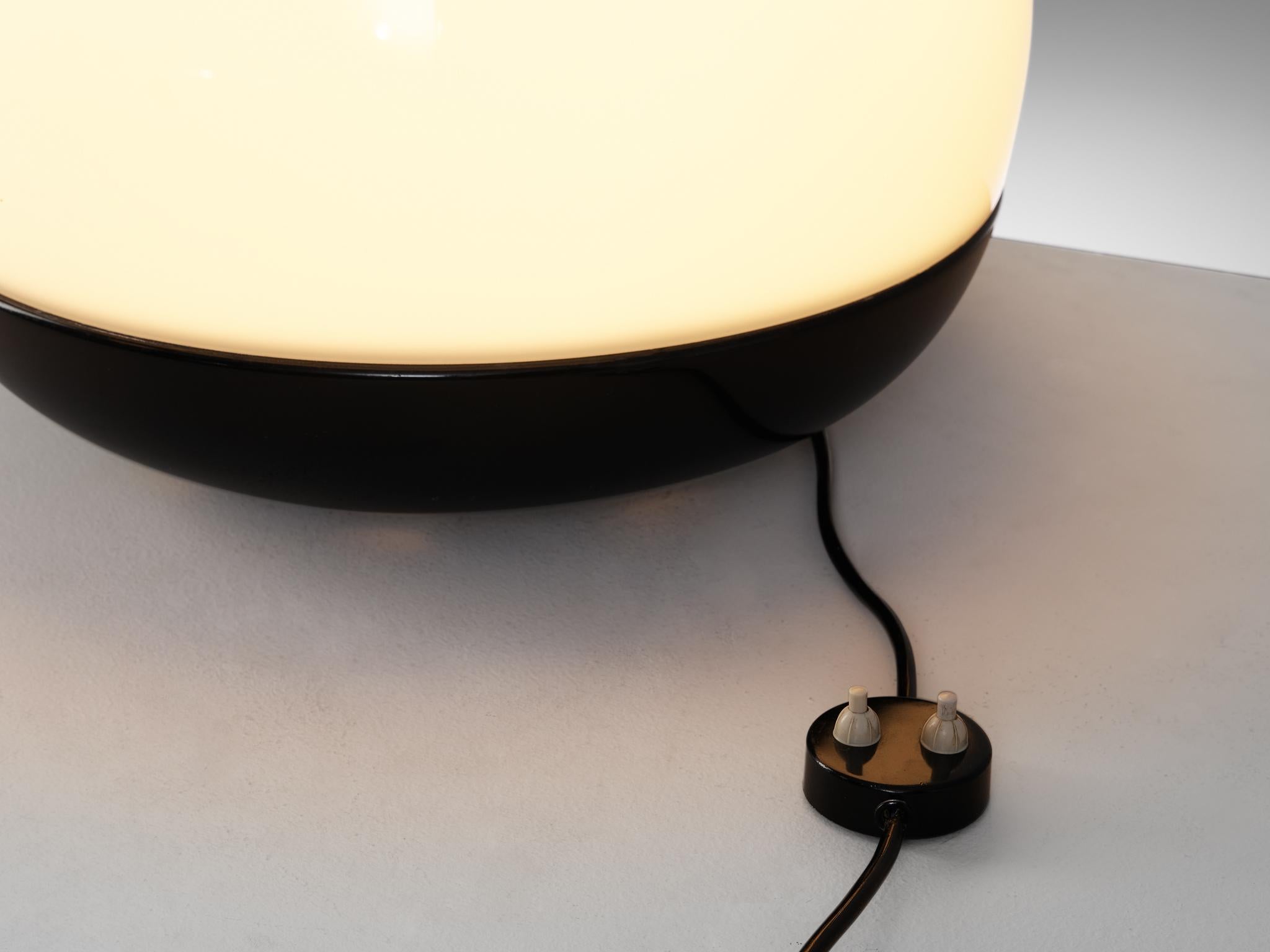 Mid-Century Modern Large Ferrari and Mazzucchelli-Tartaglino for Artemide Table Lamp in Glass