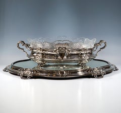 Gran jardinera festiva de plata sobre presentoir, Delheid Frères Bruxelles, mediados del siglo XX