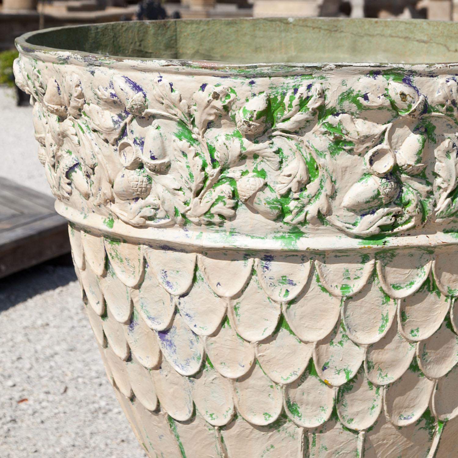 Large Fiberglass Planter, Italy, 1970s In Good Condition For Sale In Greding, DE