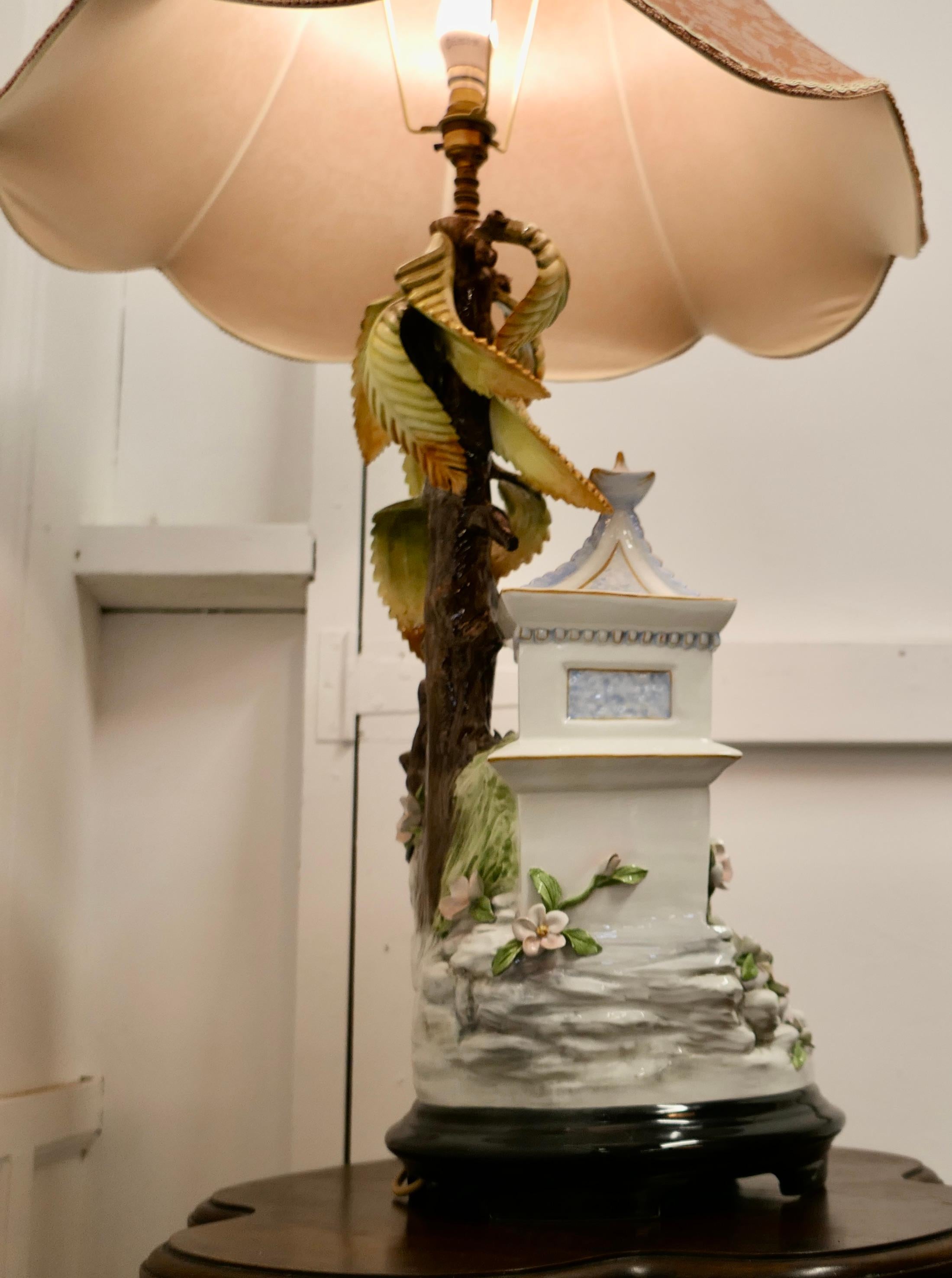 Grande lampe de bureau figurative en céramique de D. Polo Uiato, style Capodimonte en vente 3
