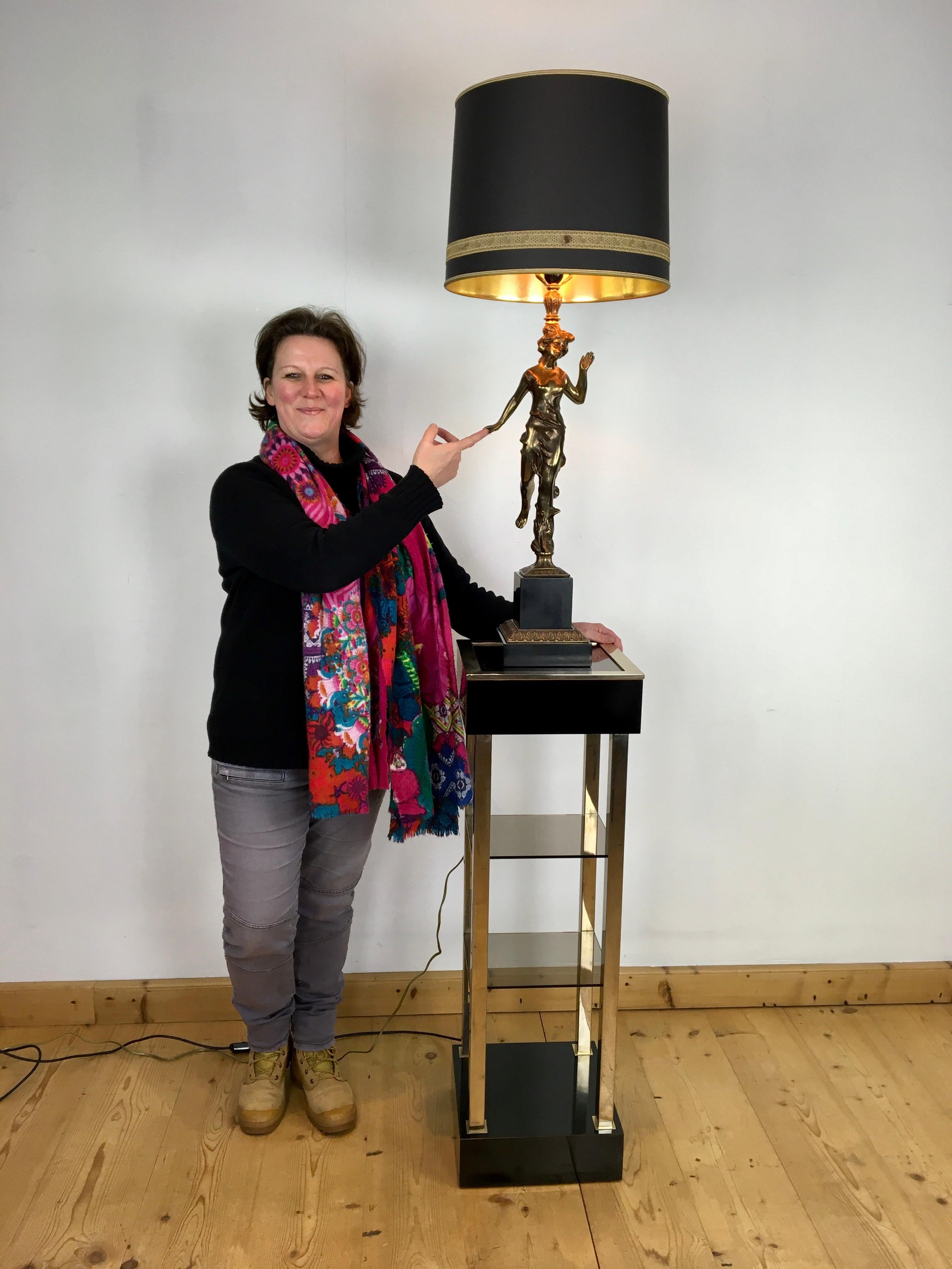Grande lampe de table Figural Lady par Deknudt en vente 13