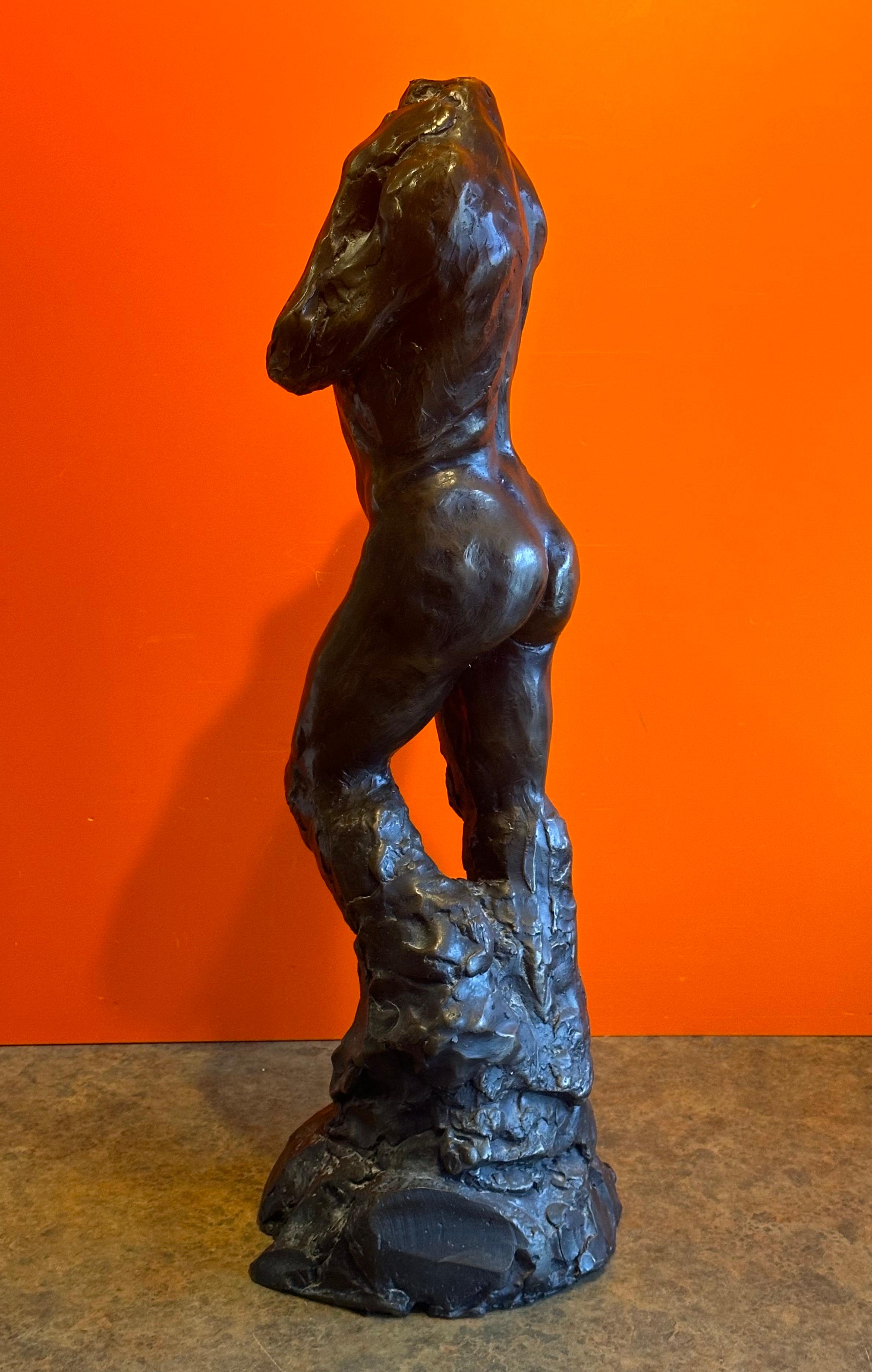 20ième siècle Grande sculpture figurative en bronze intitulée « Adam's Rib » de Roark Congdon en vente
