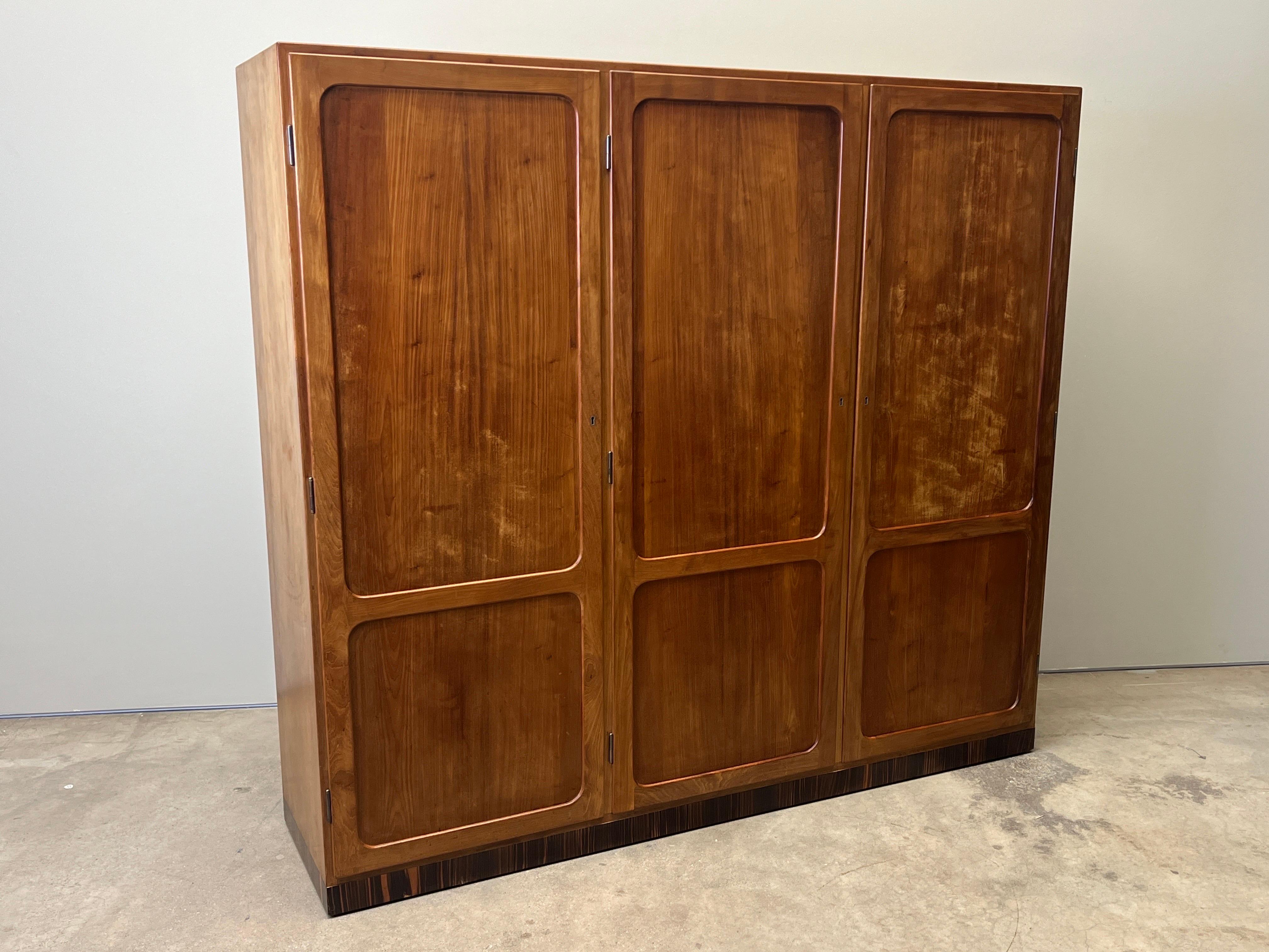 Großer Kommodenschrank von Mogens Koch für Rud Rasmussens im Angebot 13