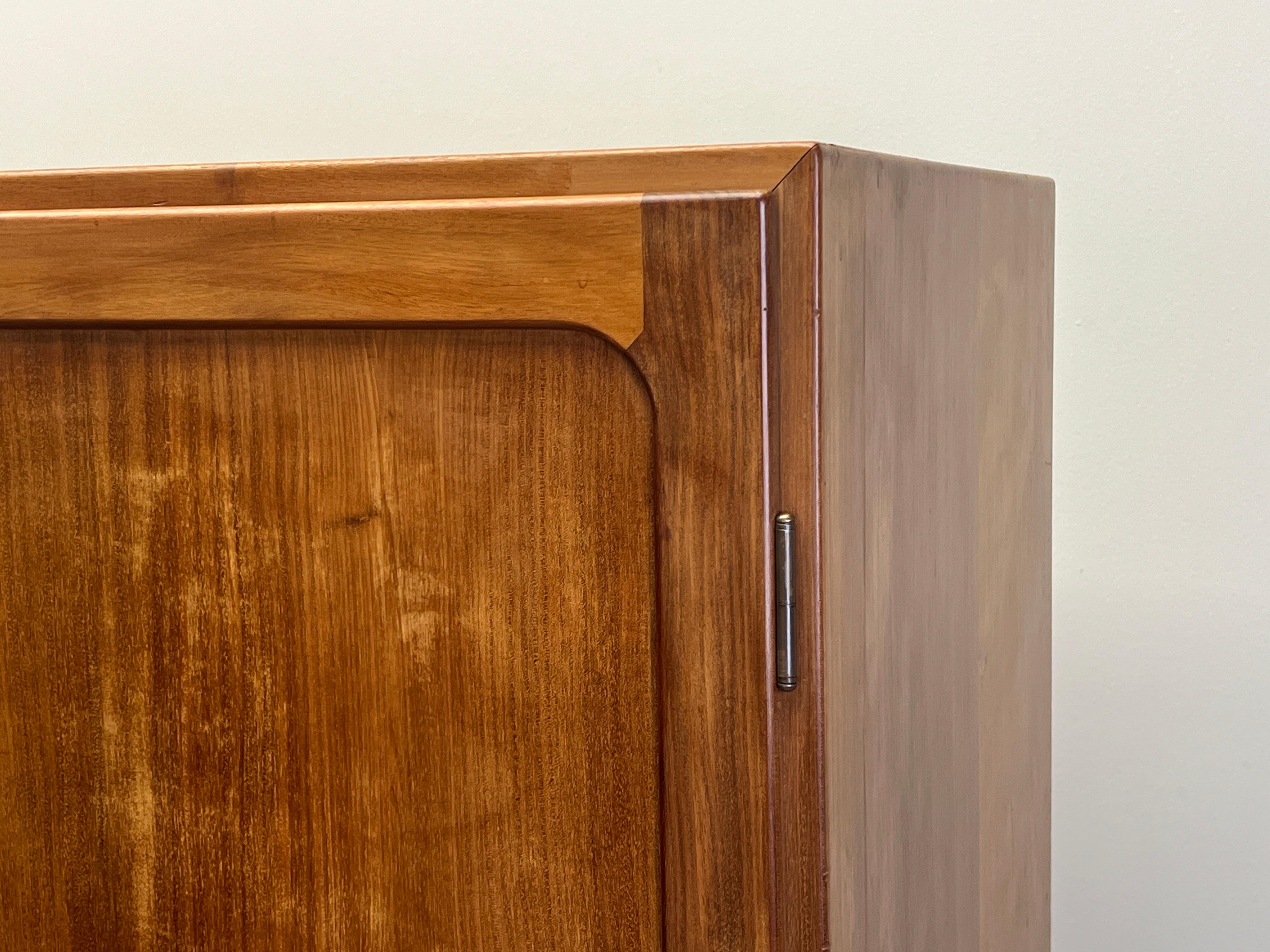 Großer Kommodenschrank von Mogens Koch für Rud Rasmussens im Angebot 4