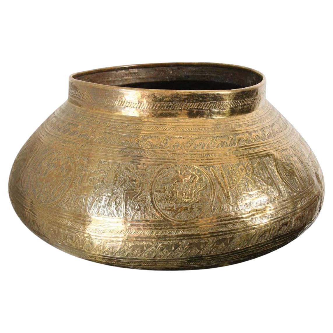 Large Fine Antique Islamic Middle Eastern Incised Brass Vessel