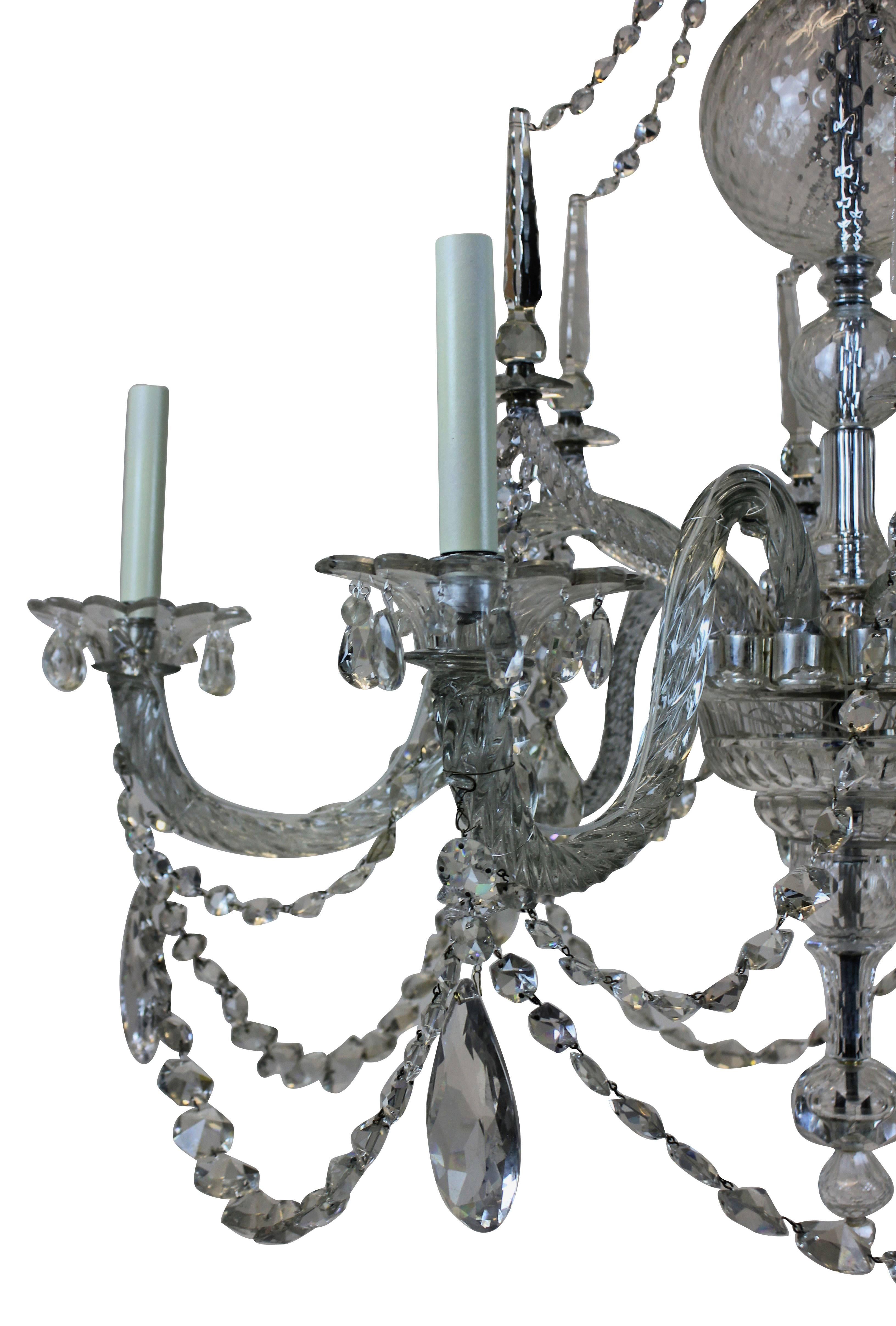 Late 18th Century Large Fine Cut Glass English Georgian Chandelier