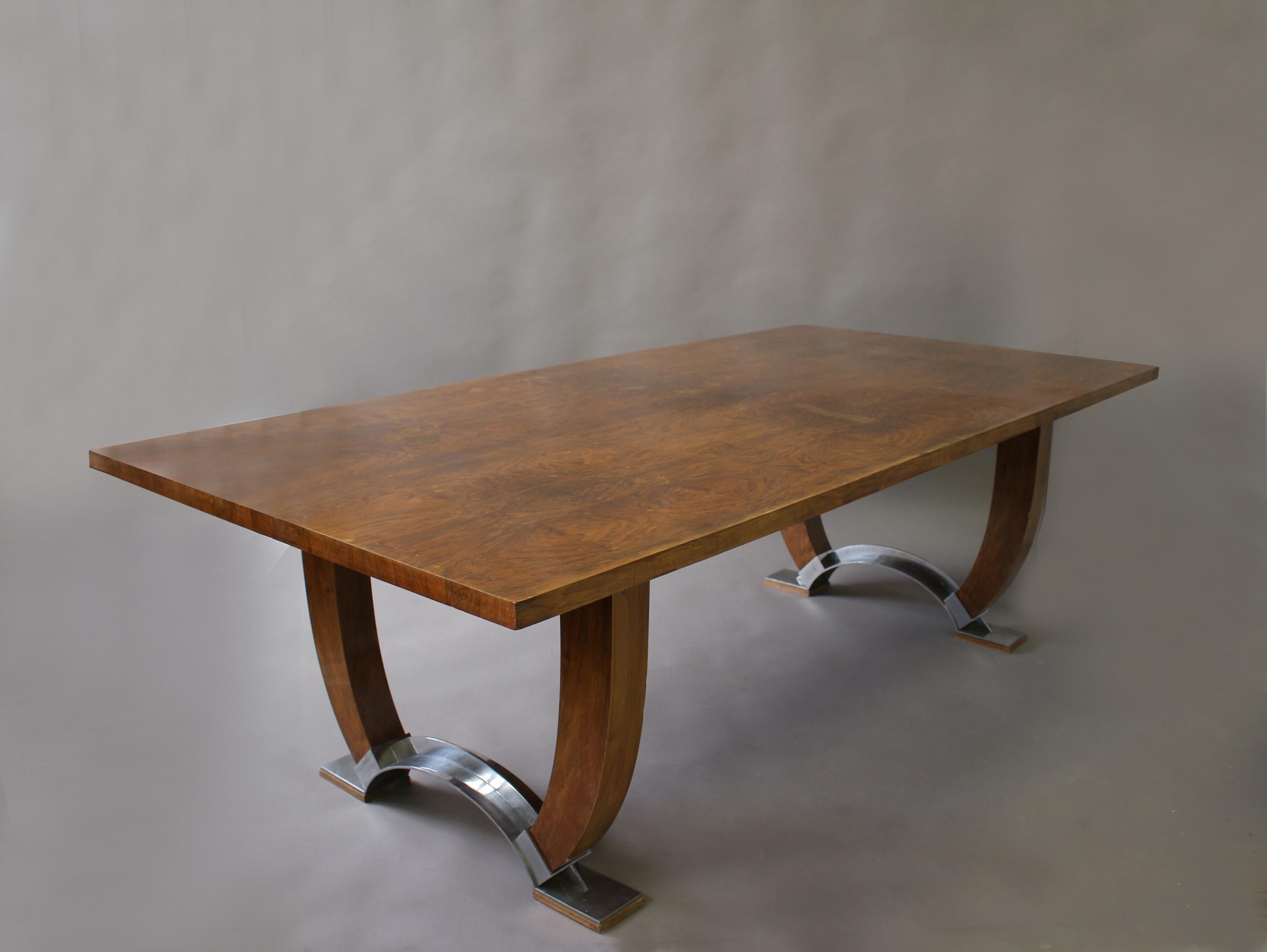 Large Fine French Art Deco Extendable Walnut Dining Table by Leleu - Documented (Mitte des 20. Jahrhunderts)