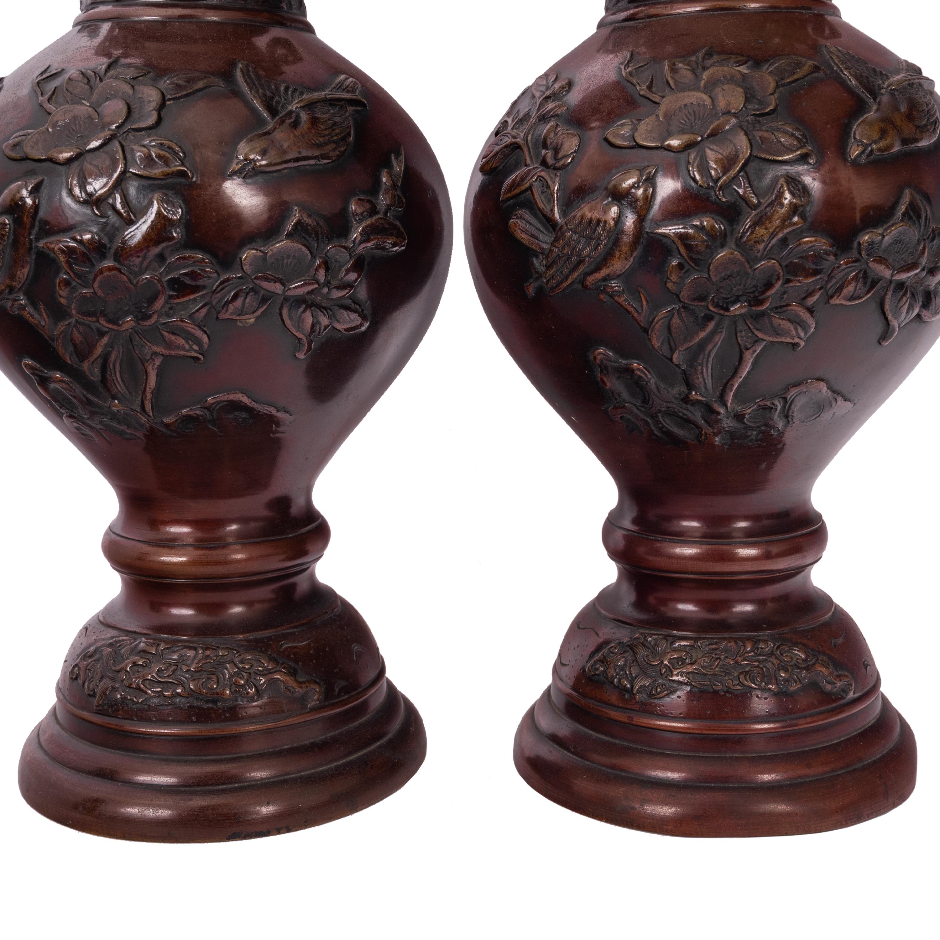Large & Fine Pair of Antique Japanese Meiji Period Patinated Bronze Vases, 1890 1