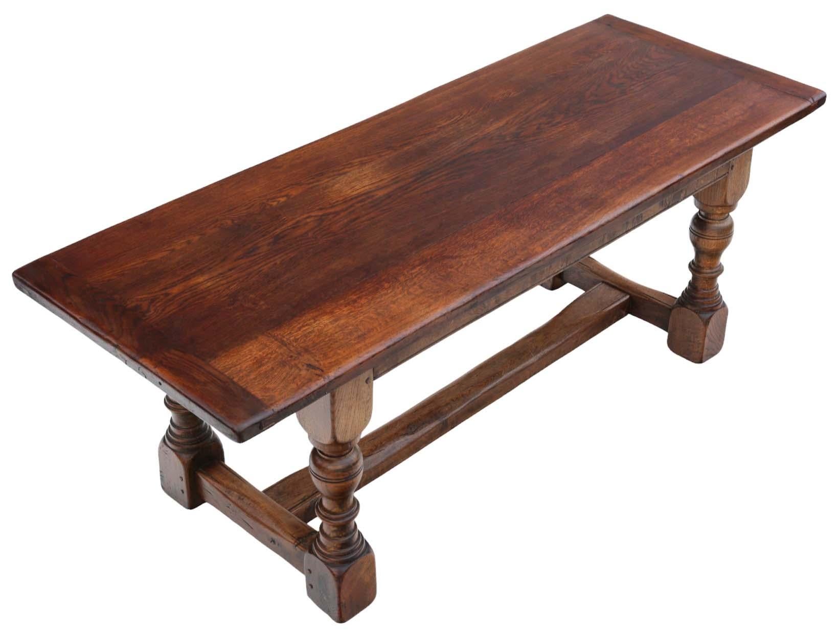 Presentamos una exquisita mesa de comedor de roble de C1920 - Grande, de gran calidad (Aproximadamente 6'7