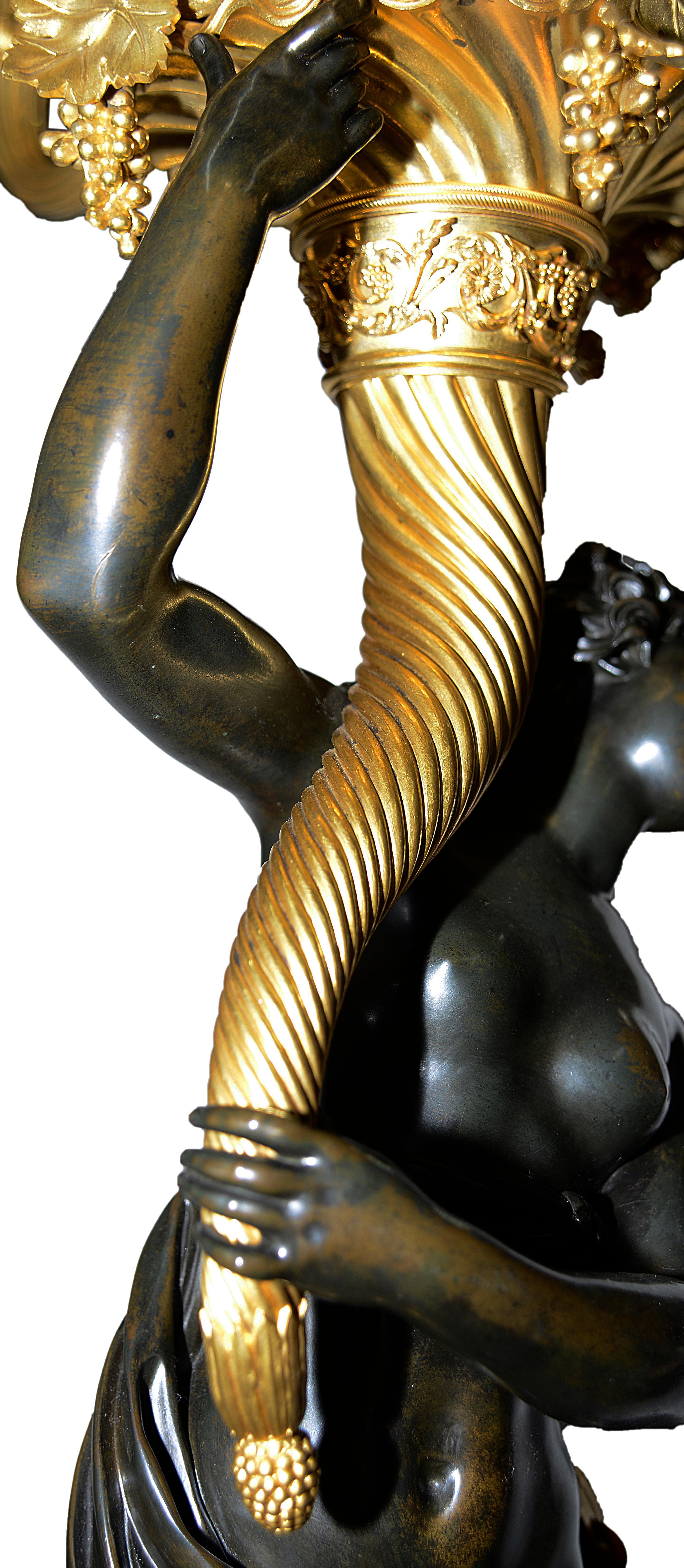 Großes Paar feiner Bronze-Kandelaber im Louis-XVI.-Stil, um 1860 im Angebot 7