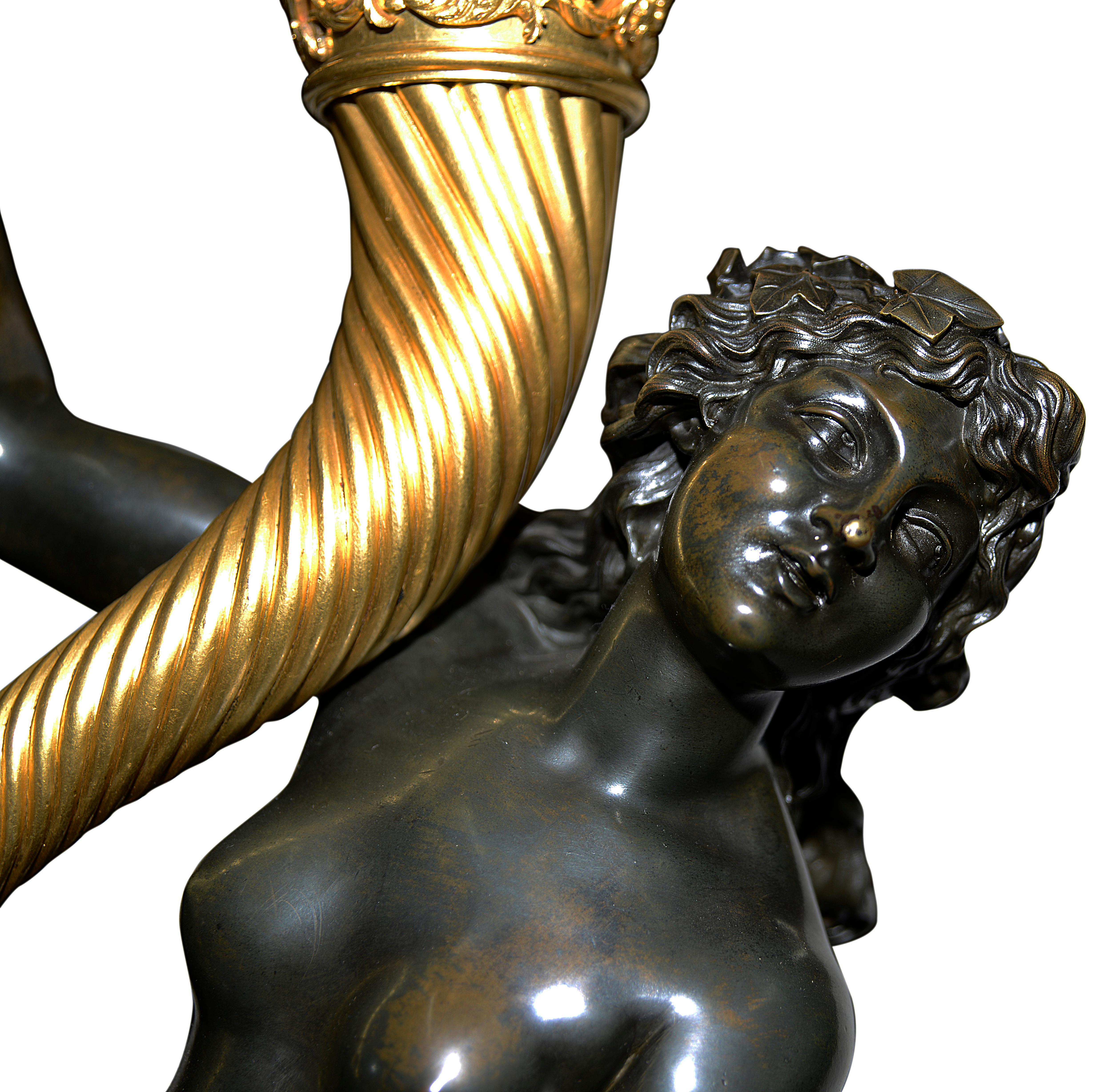 XIXe siècle Grande paire de candélabres en bronze de style Louis XVI de qualité supérieure, vers 1860 en vente