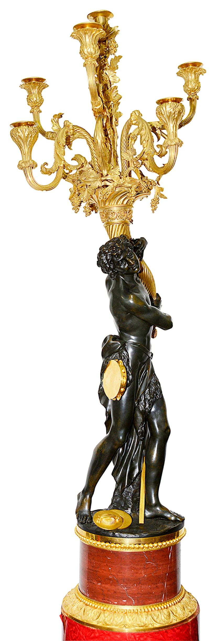 Grande paire de candélabres en bronze de style Louis XVI de qualité supérieure, vers 1860 en vente 2