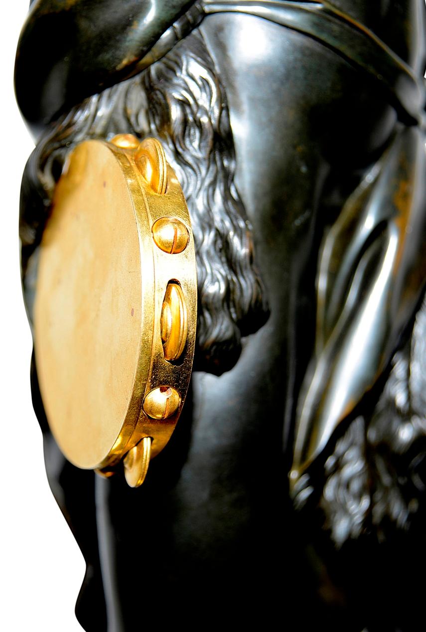 Großes Paar feiner Bronze-Kandelaber im Louis-XVI.-Stil, um 1860 im Angebot 4
