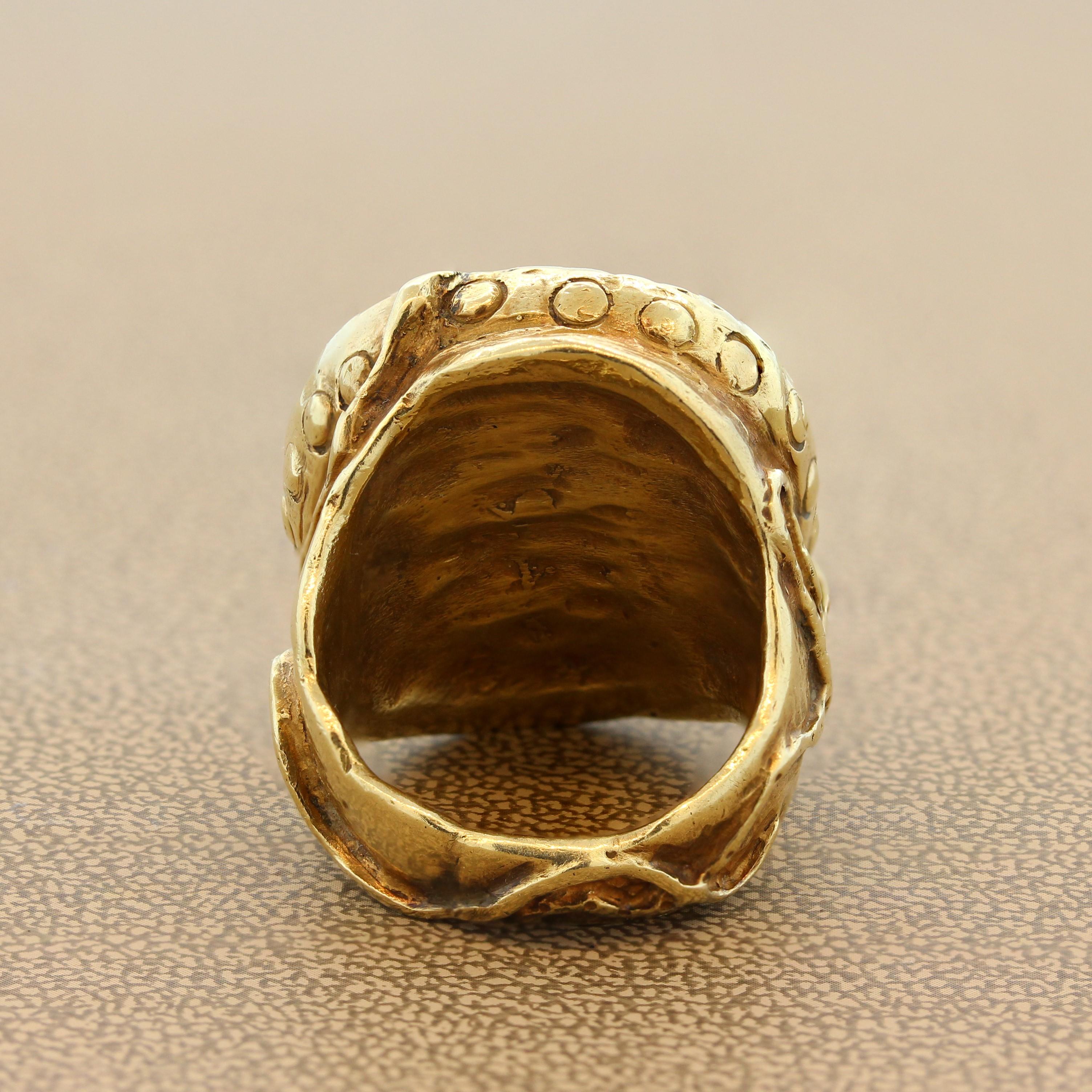 Large Fire Agate Gold Ring In New Condition In Beverly Hills, CA