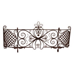 Grand pare-étincelles ou plaque de cheminée en fer forgé 19ème siècle