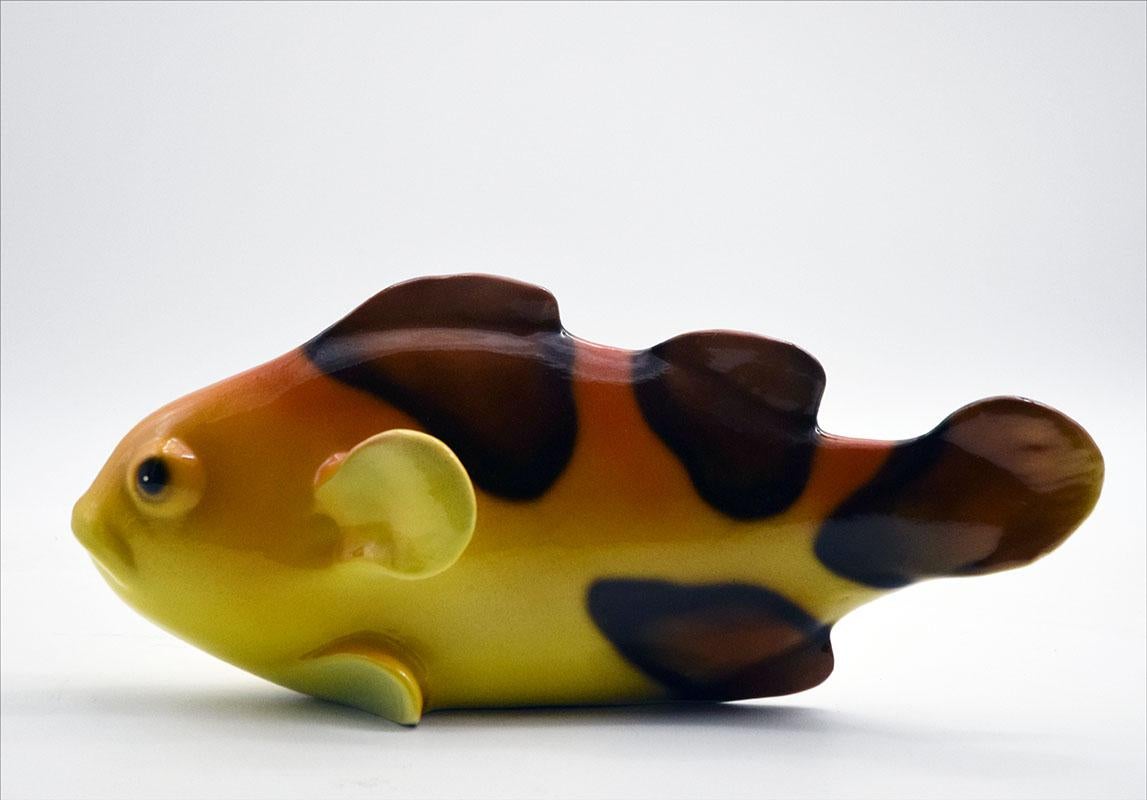 Großer Fisch aus glasierter Keramik, 1960er Jahre, italienische Produktion im Angebot 2