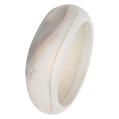 Large Fit Resin Large Organic Bangle in Sandy Pearl