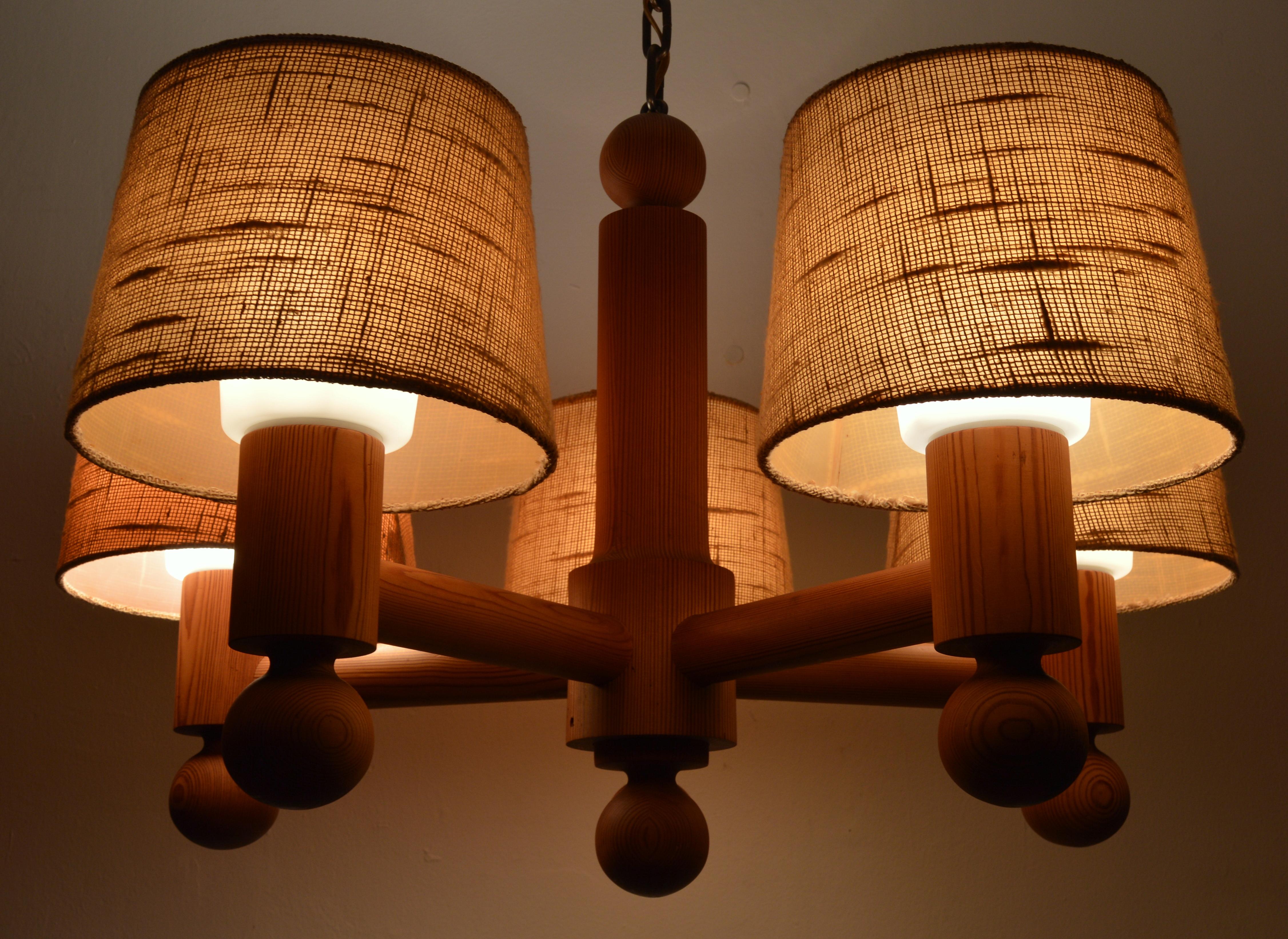 Scandinavian Modern Large Five Arm Solid Pine Chandelier with Fabric Shades by Luxus Sweden, 1960s For Sale