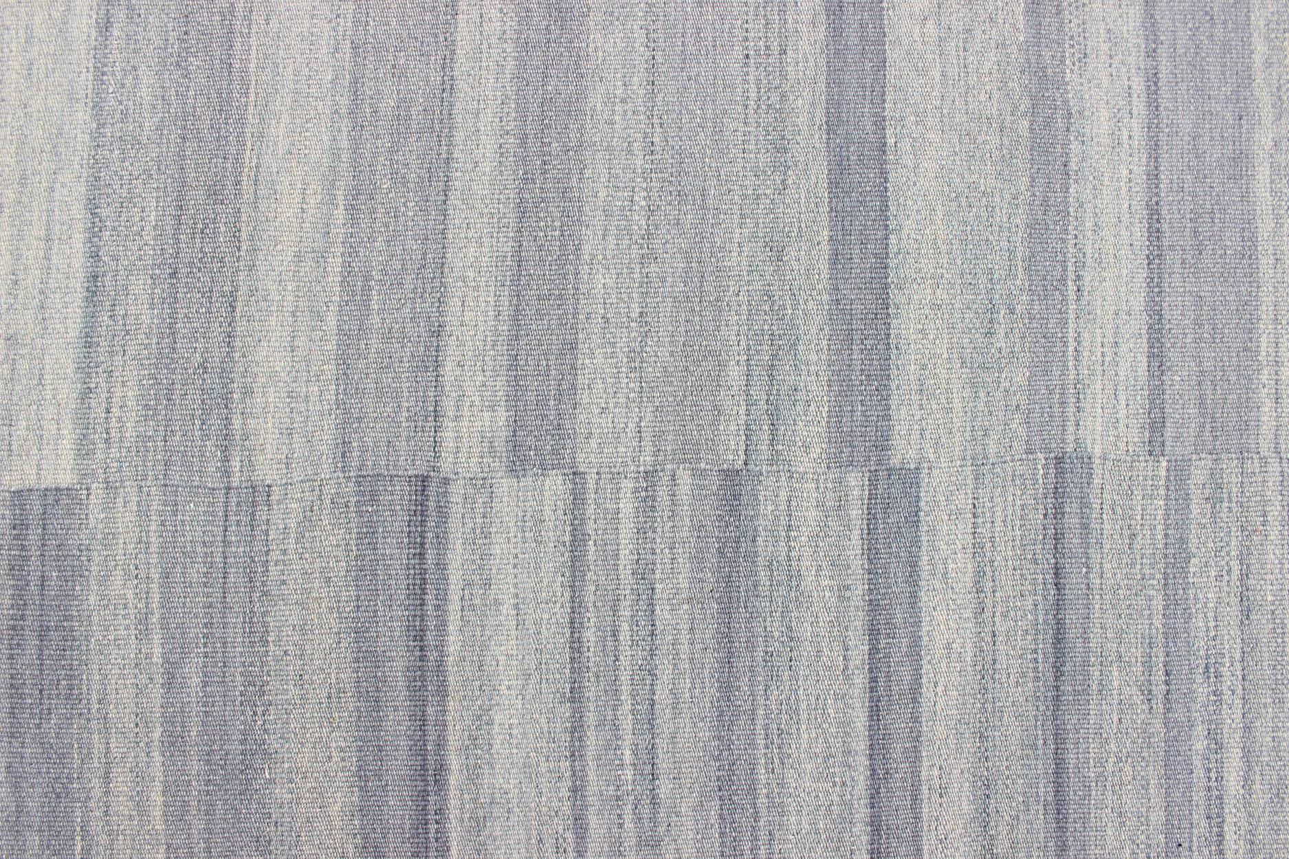 Kilim a trama piatta di grandi dimensioni a righe variegate con un design moderno 12'0 X 16'5 In condizioni buone in vendita a Atlanta, GA