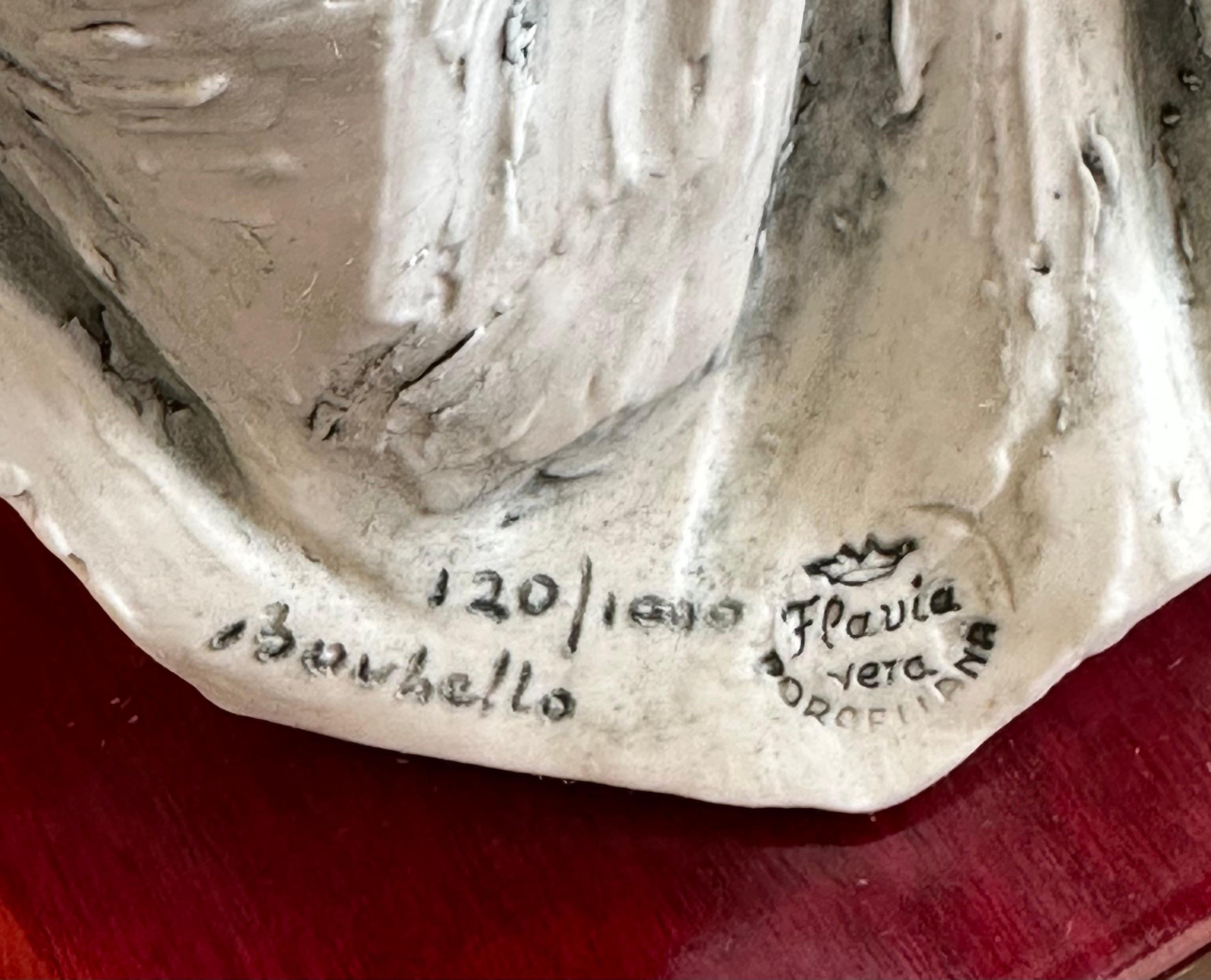 Grande statuetta di donna in porcellana Flavia Vera di Giovanni Barbetta in vendita 7