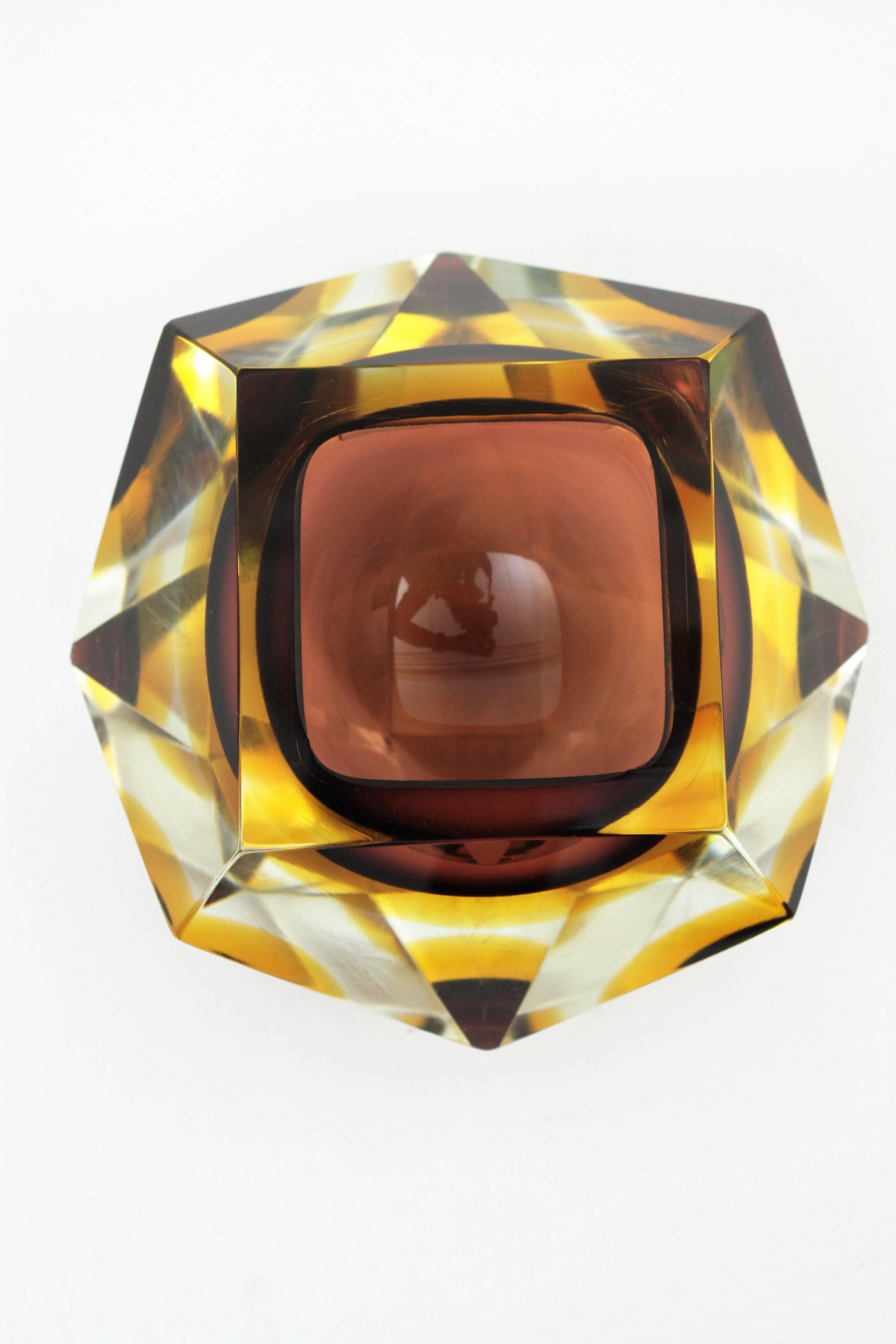 Mid-Century Modern Large Flavio Poli Brown & Amber Sommerso Diamond Shape Faceted Murano Glass Bowl
