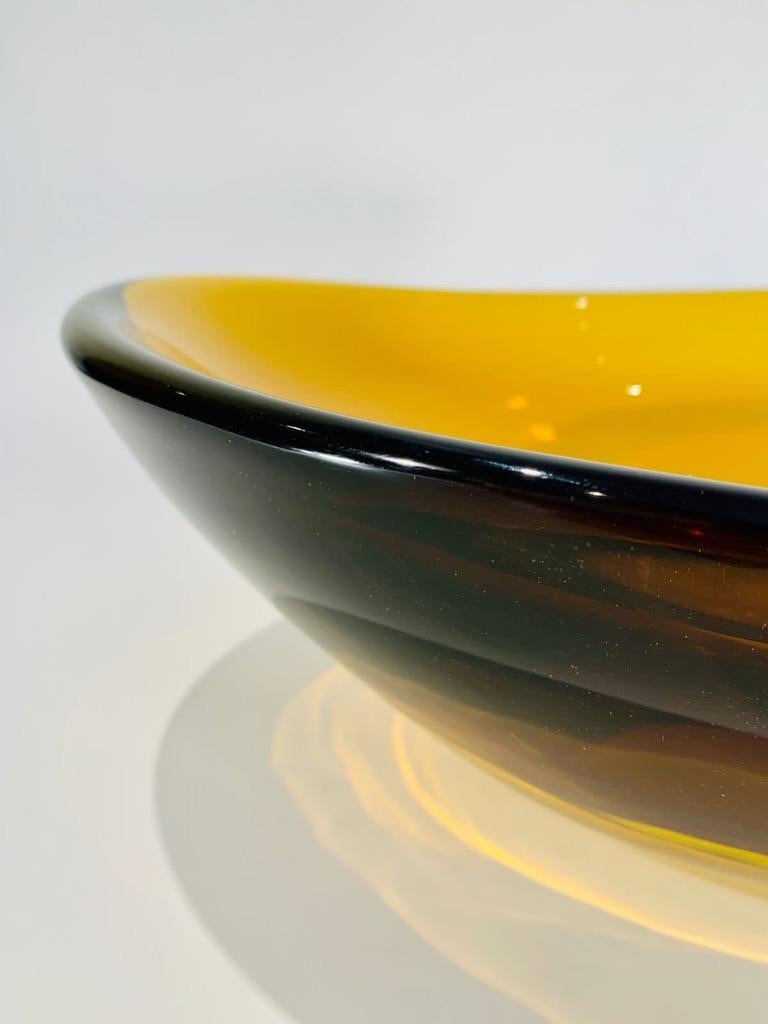 Italian Large Flavio Poli Murano glass amber circa 1950 center piece. For Sale
