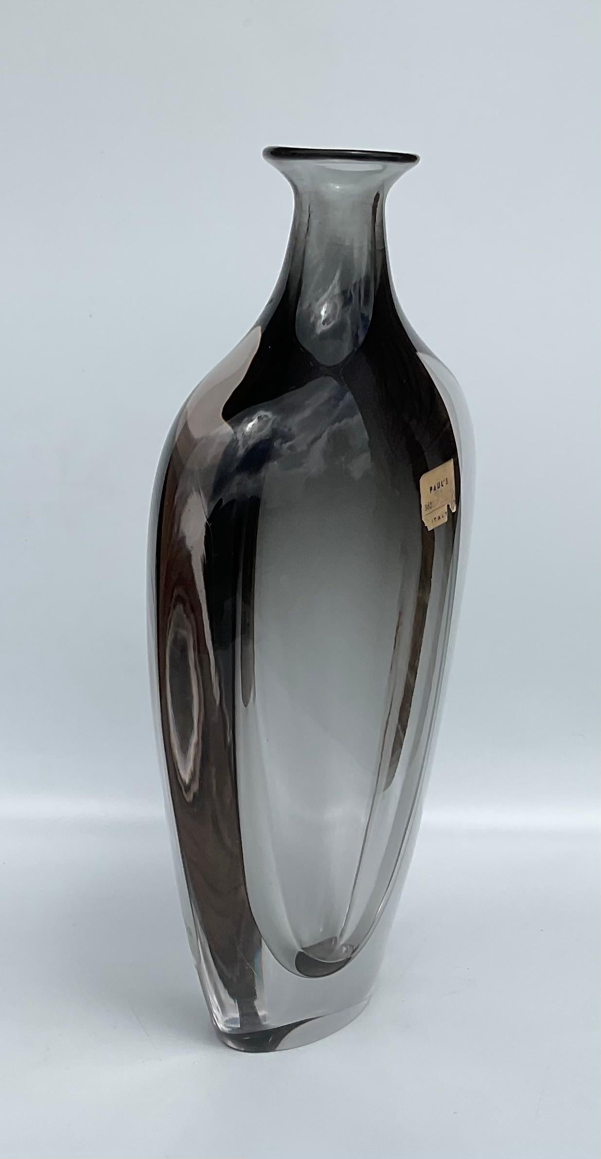 Large Flavio Poli Seguso Vetri D’arte Attributed Sommerso Art Glass Murano Vase In Good Condition For Sale In Ann Arbor, MI