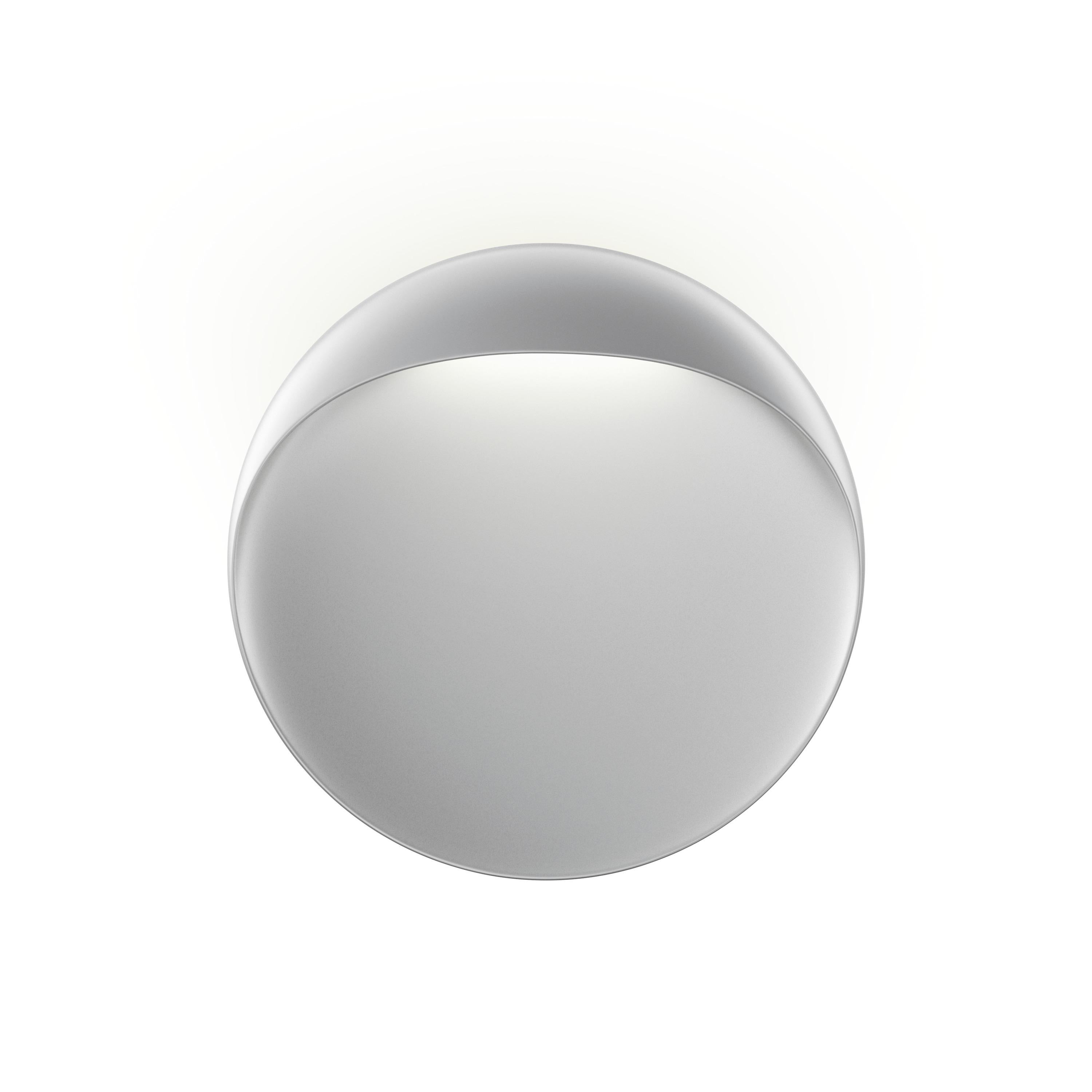 Large 'Flindt' Indoor/Outdoor Wall Light in White for Louis Poulsen For Sale 2