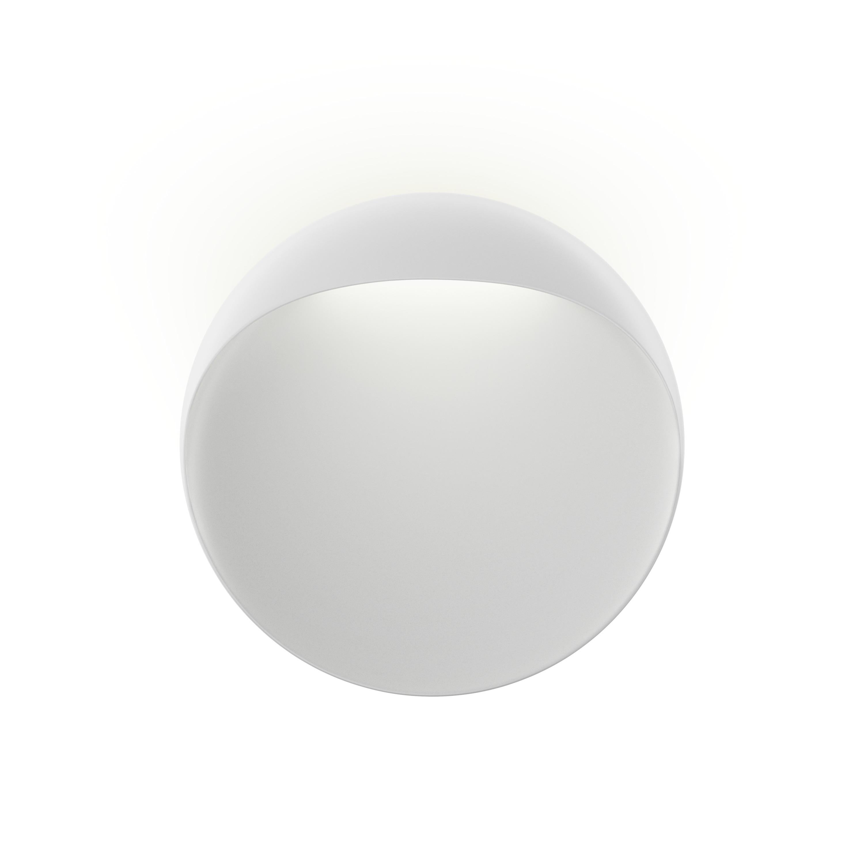 Large 'Flindt' Indoor/Outdoor Wall Light in White for Louis Poulsen In New Condition For Sale In Glendale, CA