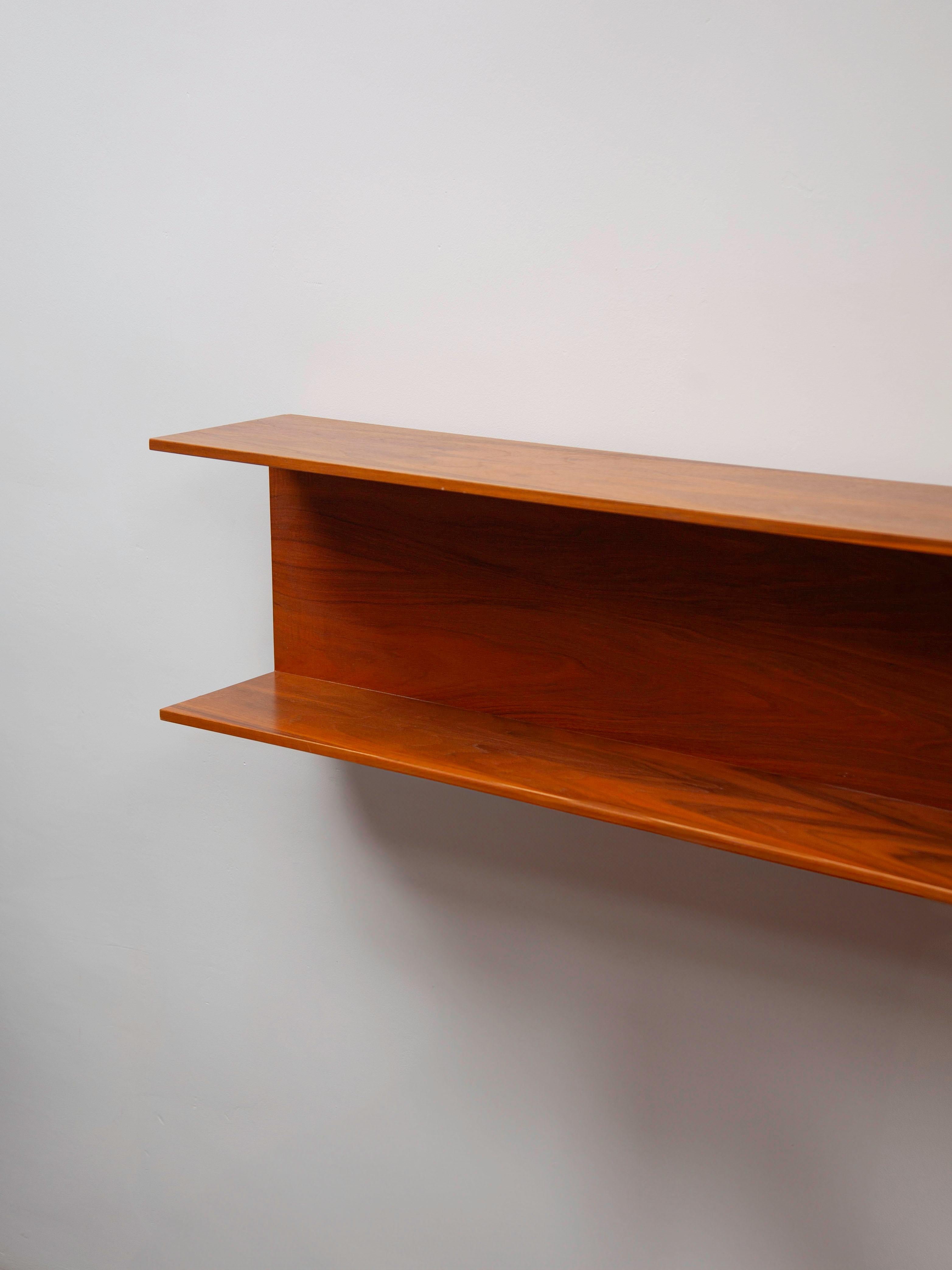 Hand-Crafted Large Floating Teak Wall Mounted Shelf by Walter Wirtz for Wilhelm Renz, 1960s  For Sale