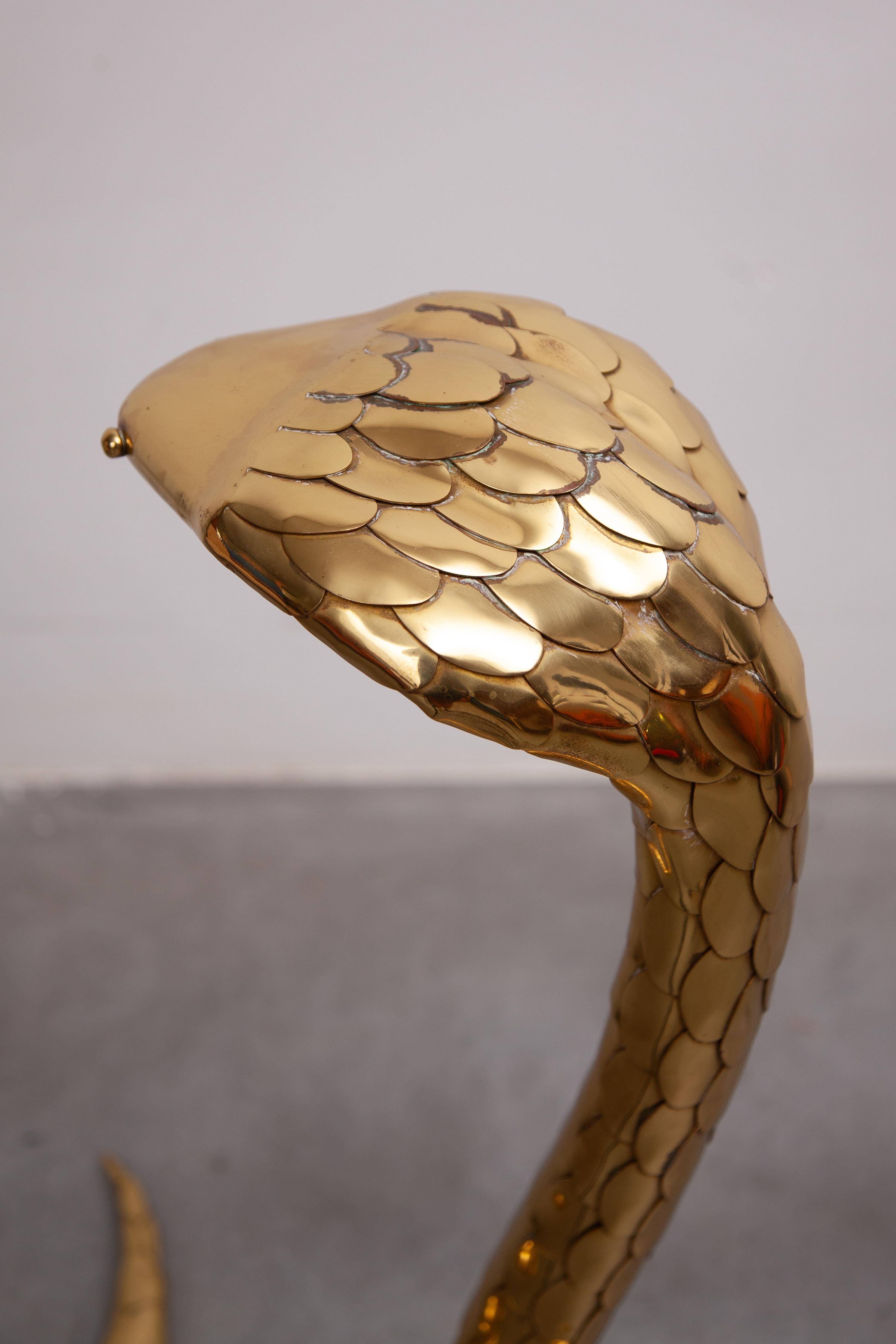 Français Grand lampadaire, sculpture de cobra signée par Alain Chevret, 1985, France en vente
