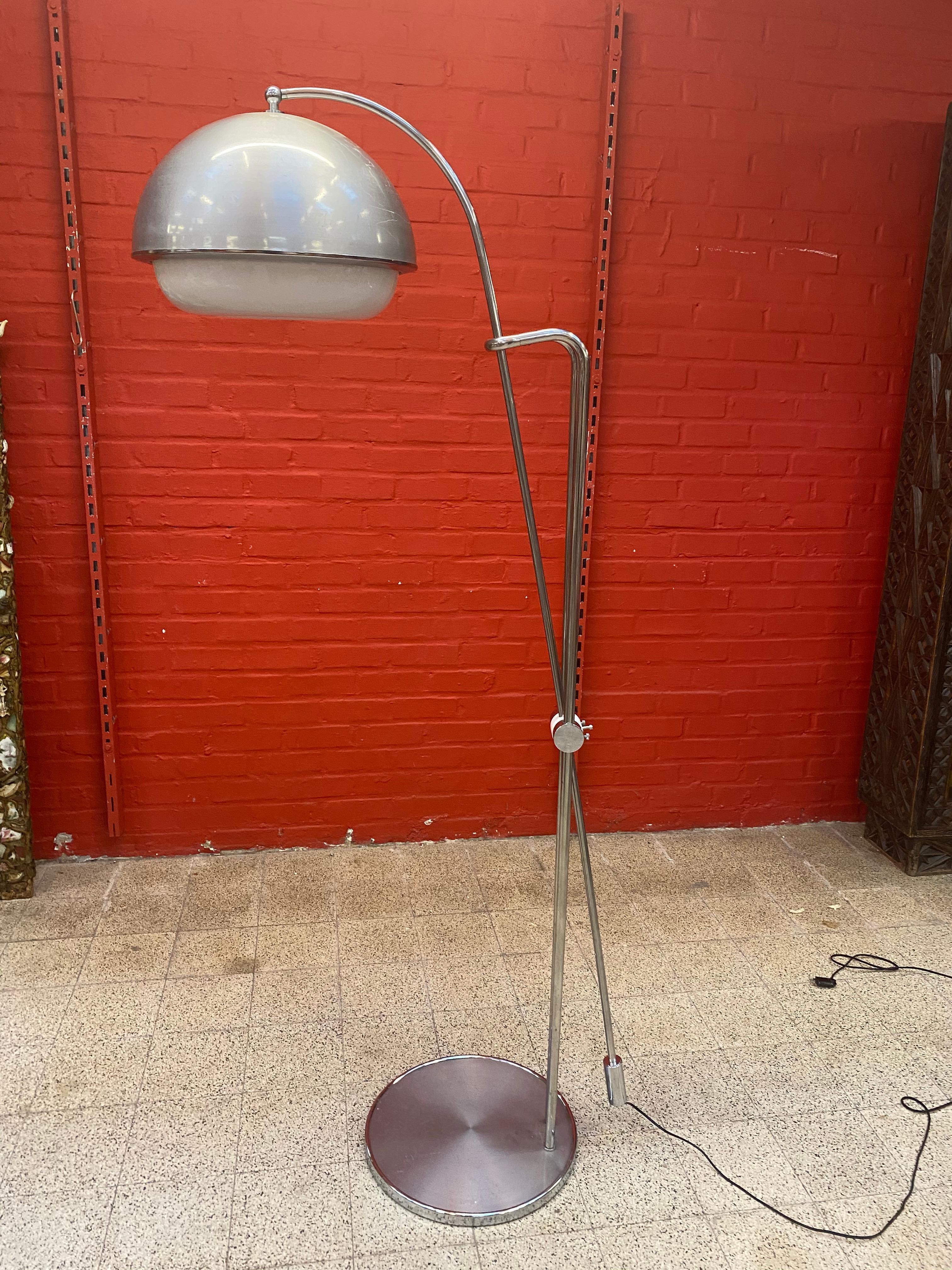 European Large Floor Lamp in Varnished and Perpex Metal, circa 1970, Tilt and Height Adju For Sale