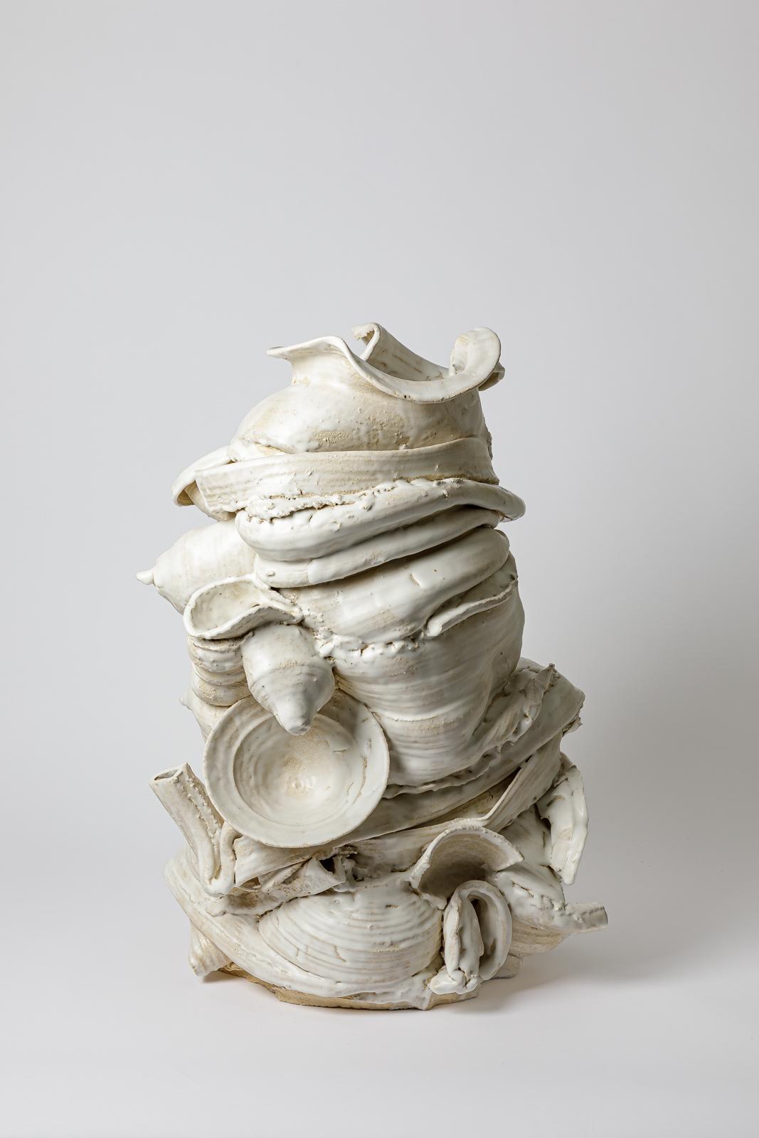 Français Grand vase de sol en céramique émaillée blanche de Patrick Crulis, 2025 en vente