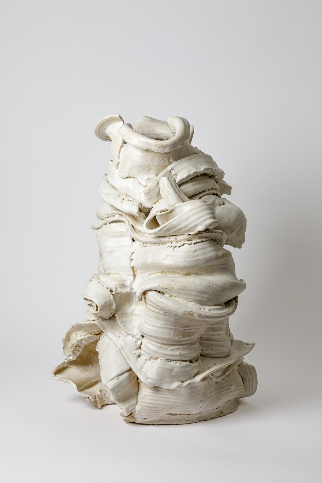 XXIe siècle et contemporain Grand vase de sol en céramique émaillée blanche de Patrick Crulis, 2025 en vente