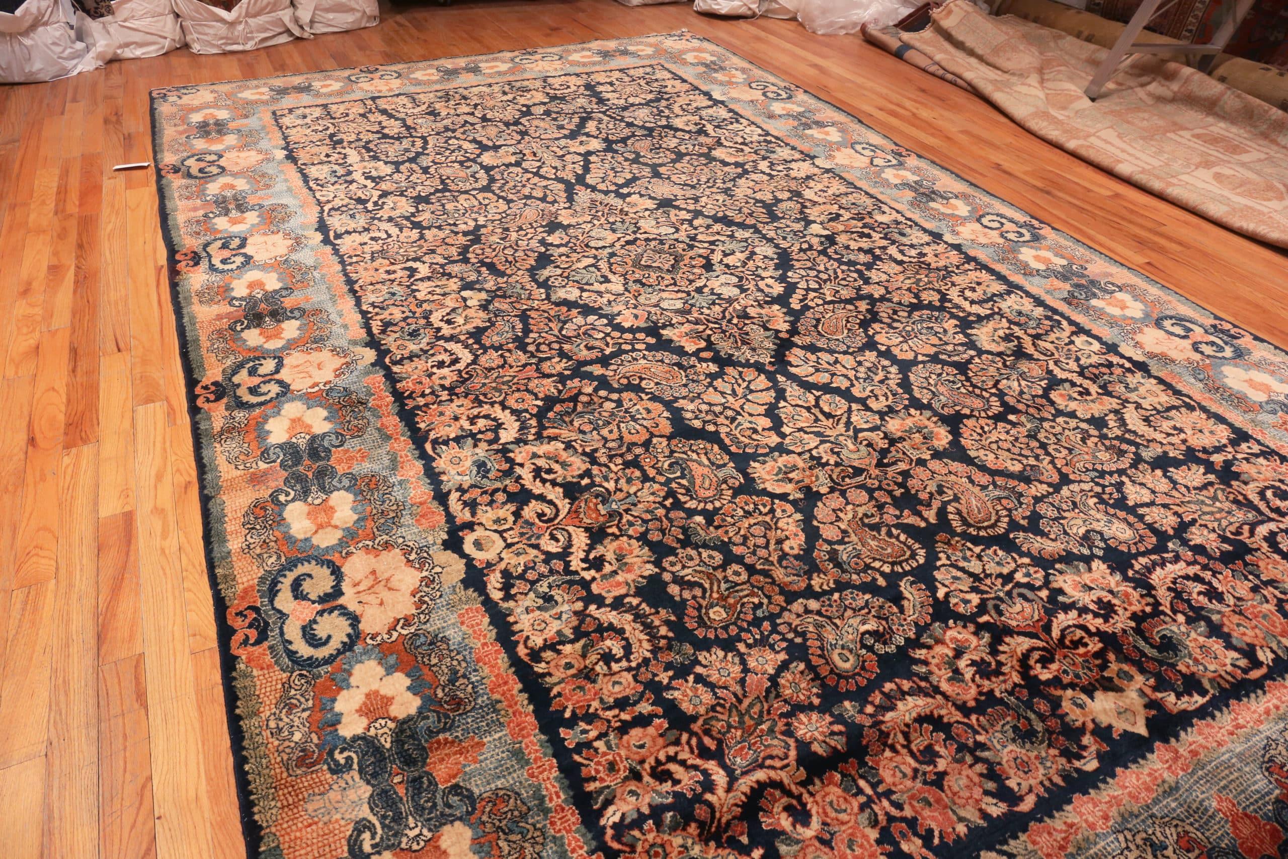 Nazmiyal Collection Floral Antique Persian Sarouk Rug. 10 ft x 17 ft For Sale 3