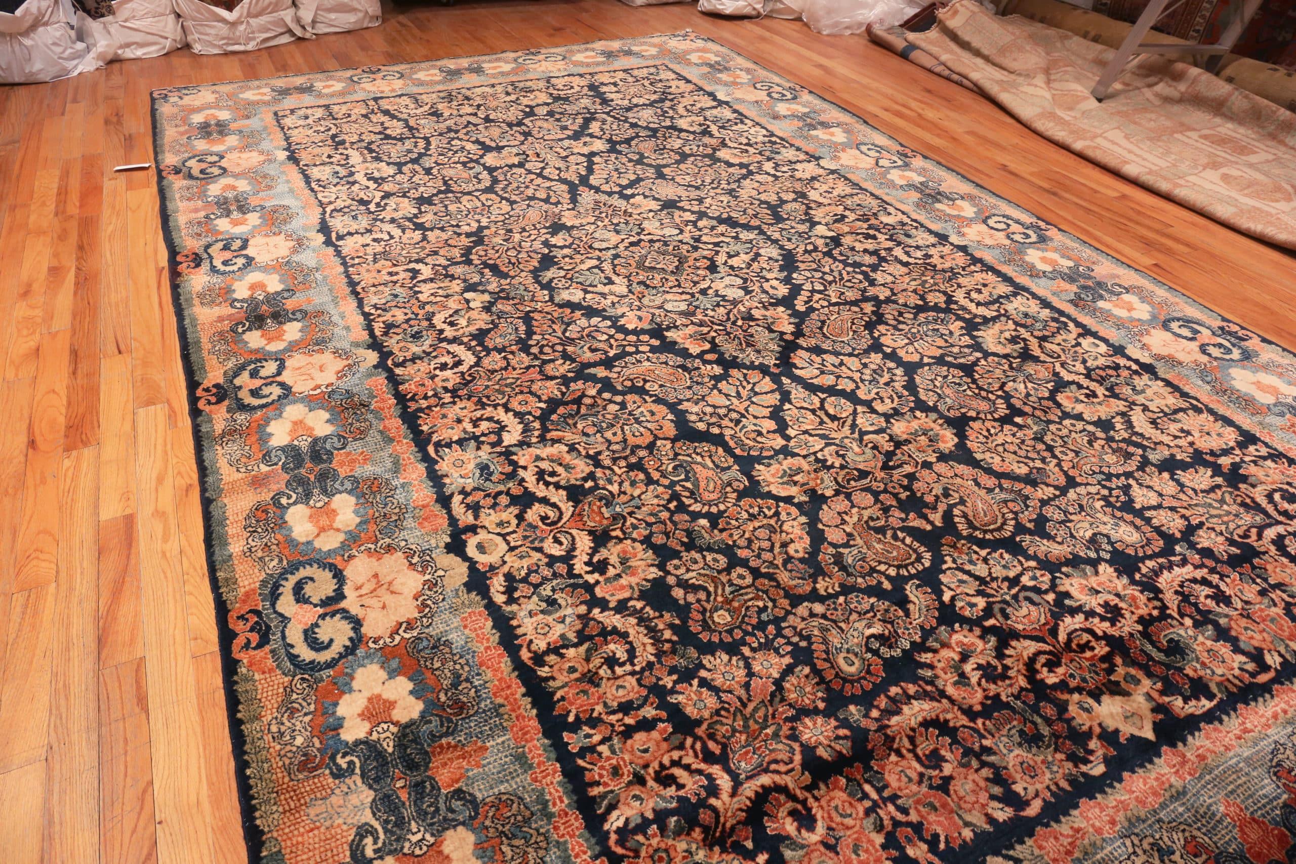 Nazmiyal Collection Floral Antique Persian Sarouk Rug. 10 ft x 17 ft 3