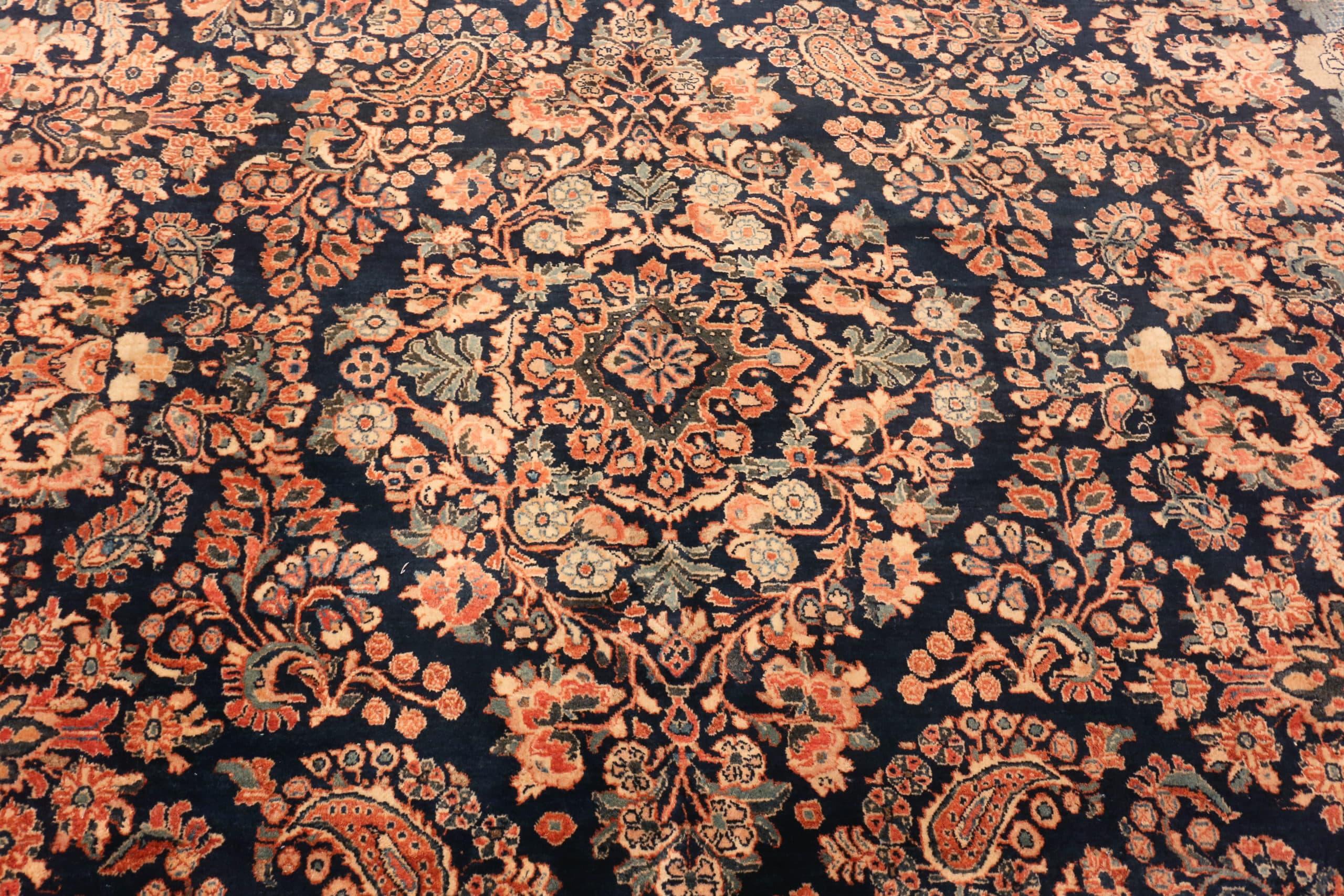 Nazmiyal Collection Floral Antique Persian Sarouk Rug. 10 ft x 17 ft In Good Condition In New York, NY