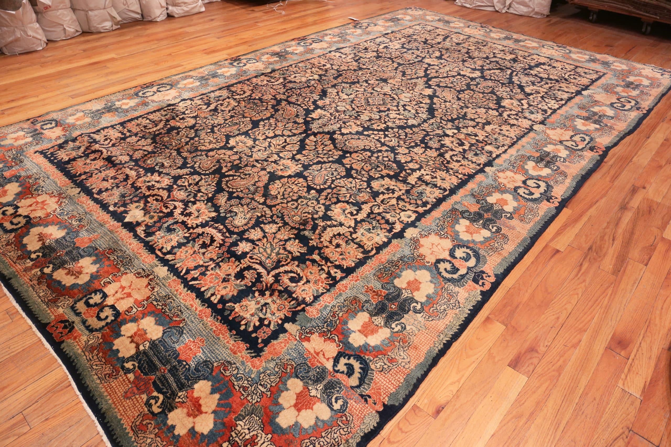 Wool Nazmiyal Collection Floral Antique Persian Sarouk Rug. 10 ft x 17 ft