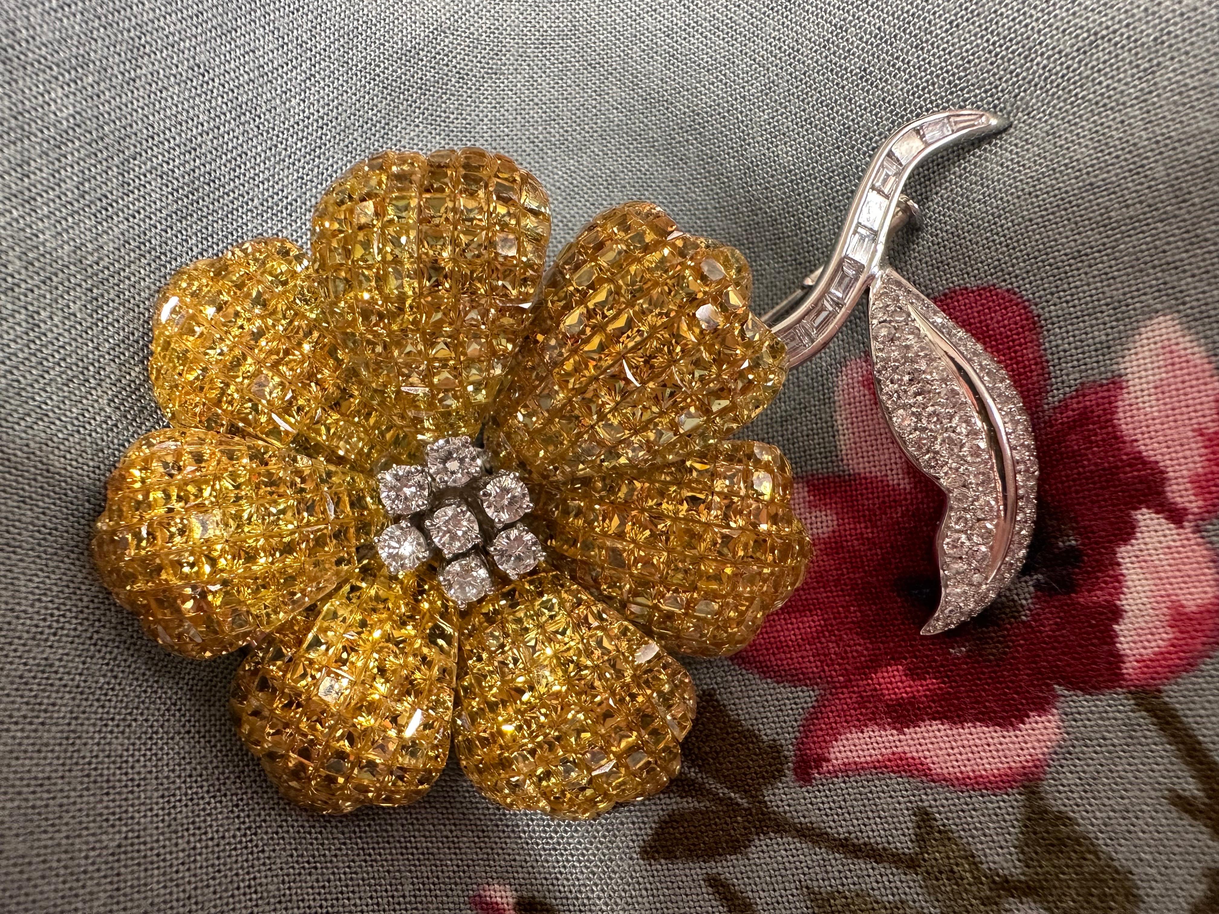 Large Floral brooch 18KT sapphire & diamond brooch RARE In New Condition For Sale In Jupiter, FL