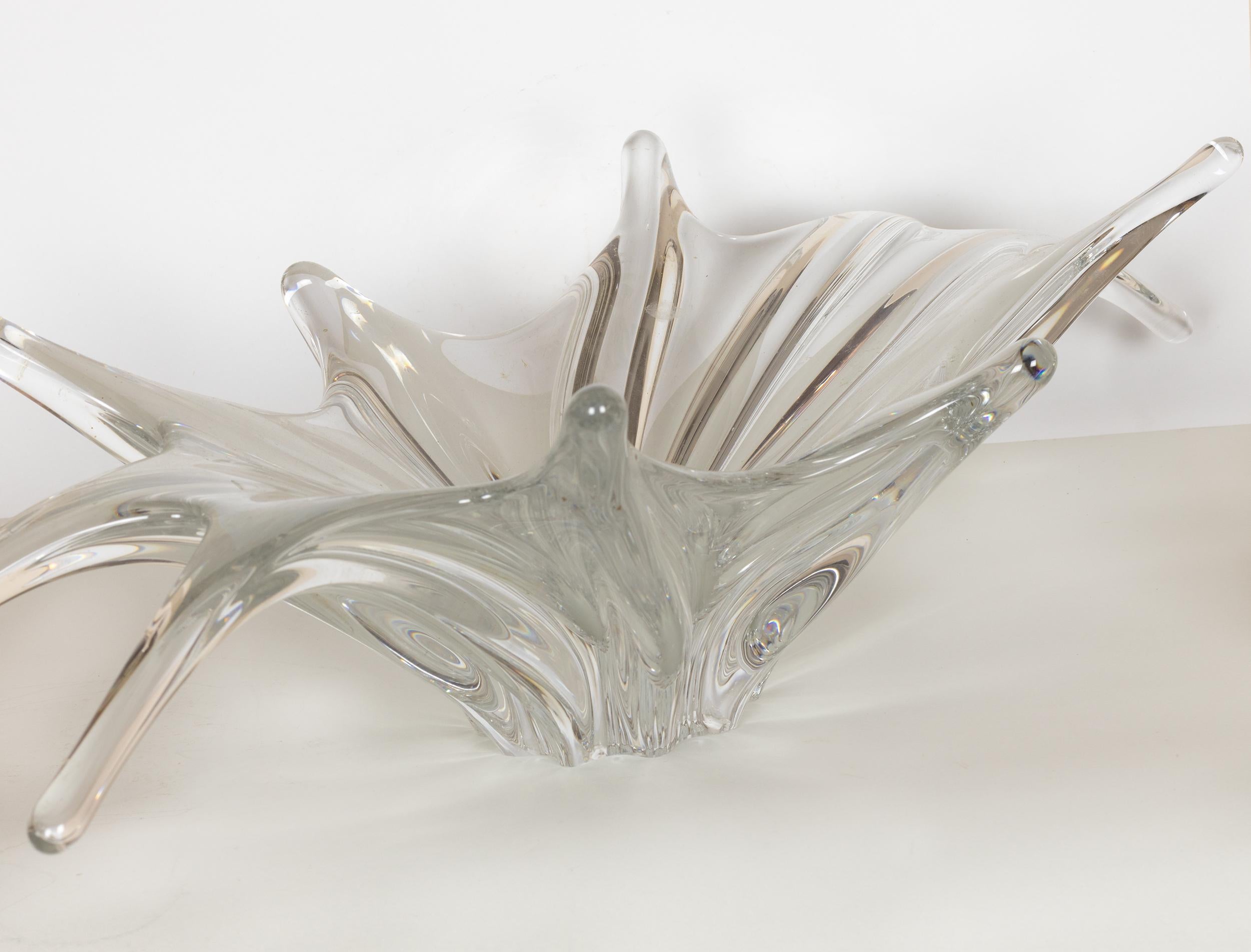 20th Century Large Floral Crystal Centerpiece Bowl by Baccarat For Sale