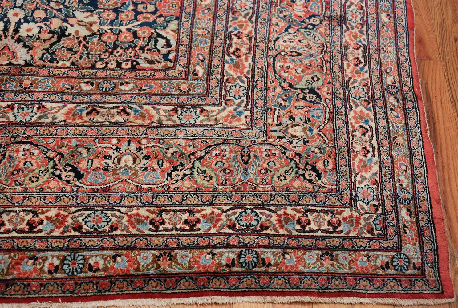 Laine Tapis persan ancien du Khorassan. Taille : 13' 3