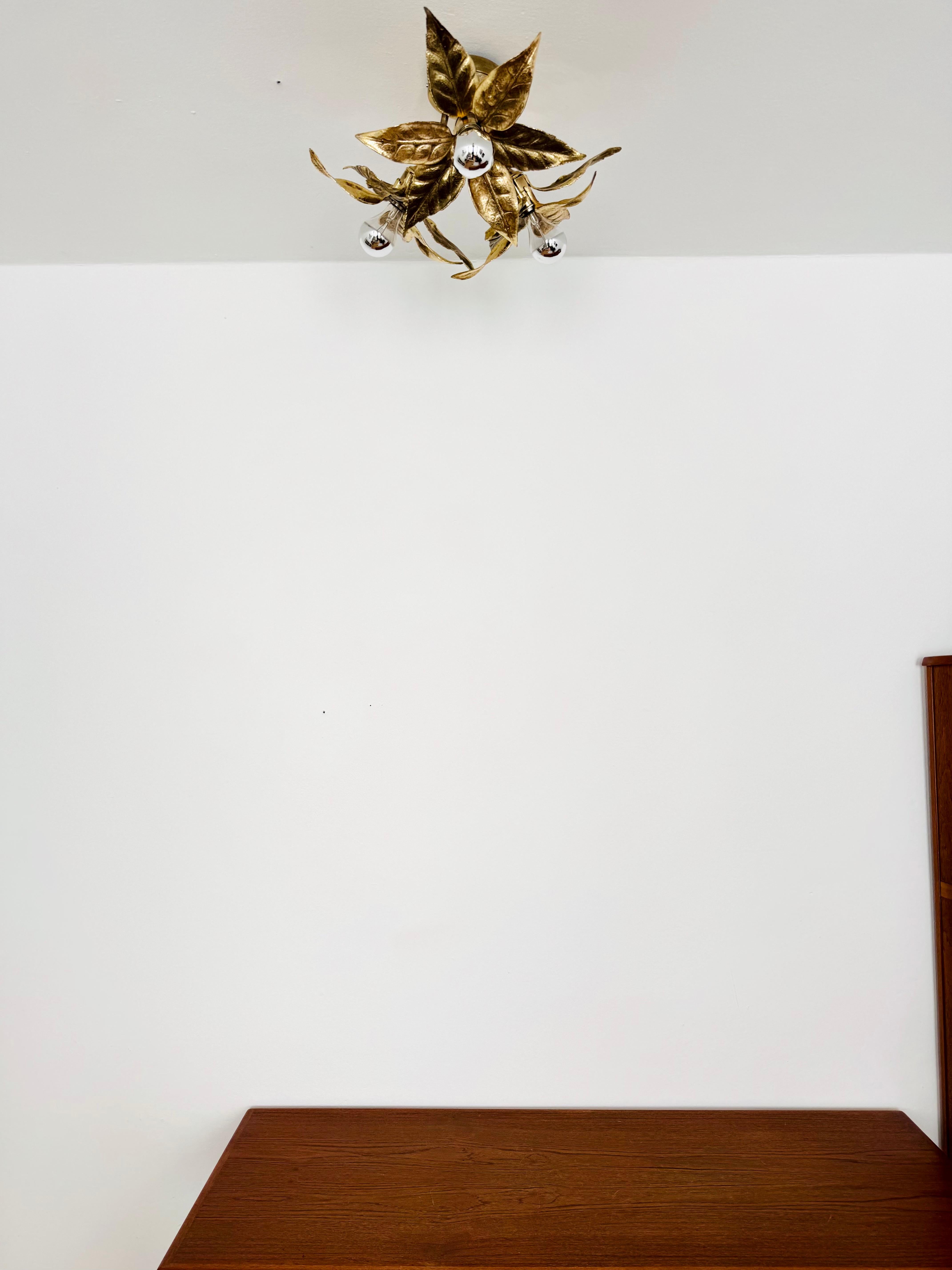 Metallo Grande lampada floreale Hollywood Regency di Willy Daro per Massive in vendita