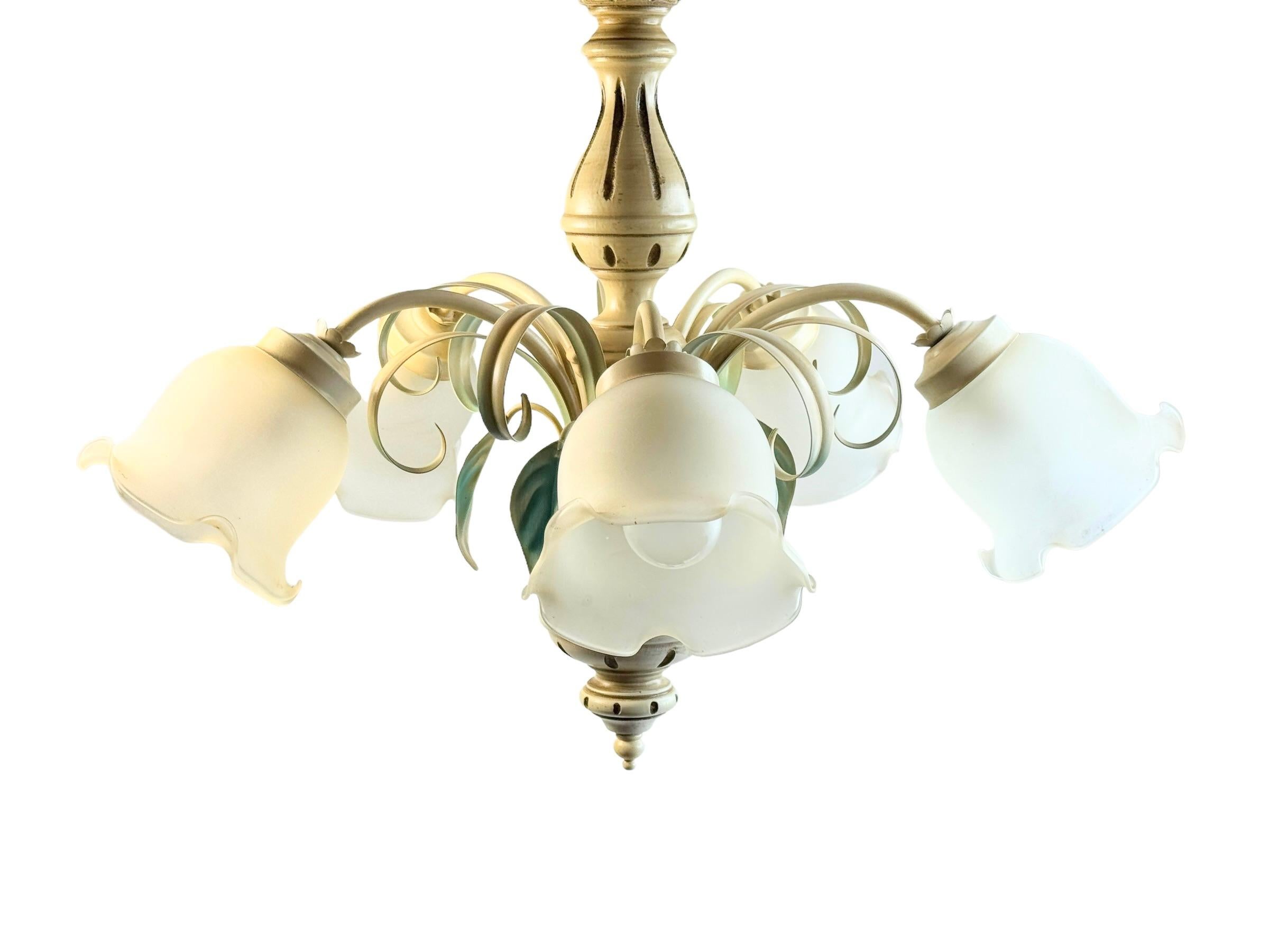 Autrichien Grand lustre à 5 lumières en bois polychrome de style Florentine Baroque EGLO Leuchten en vente