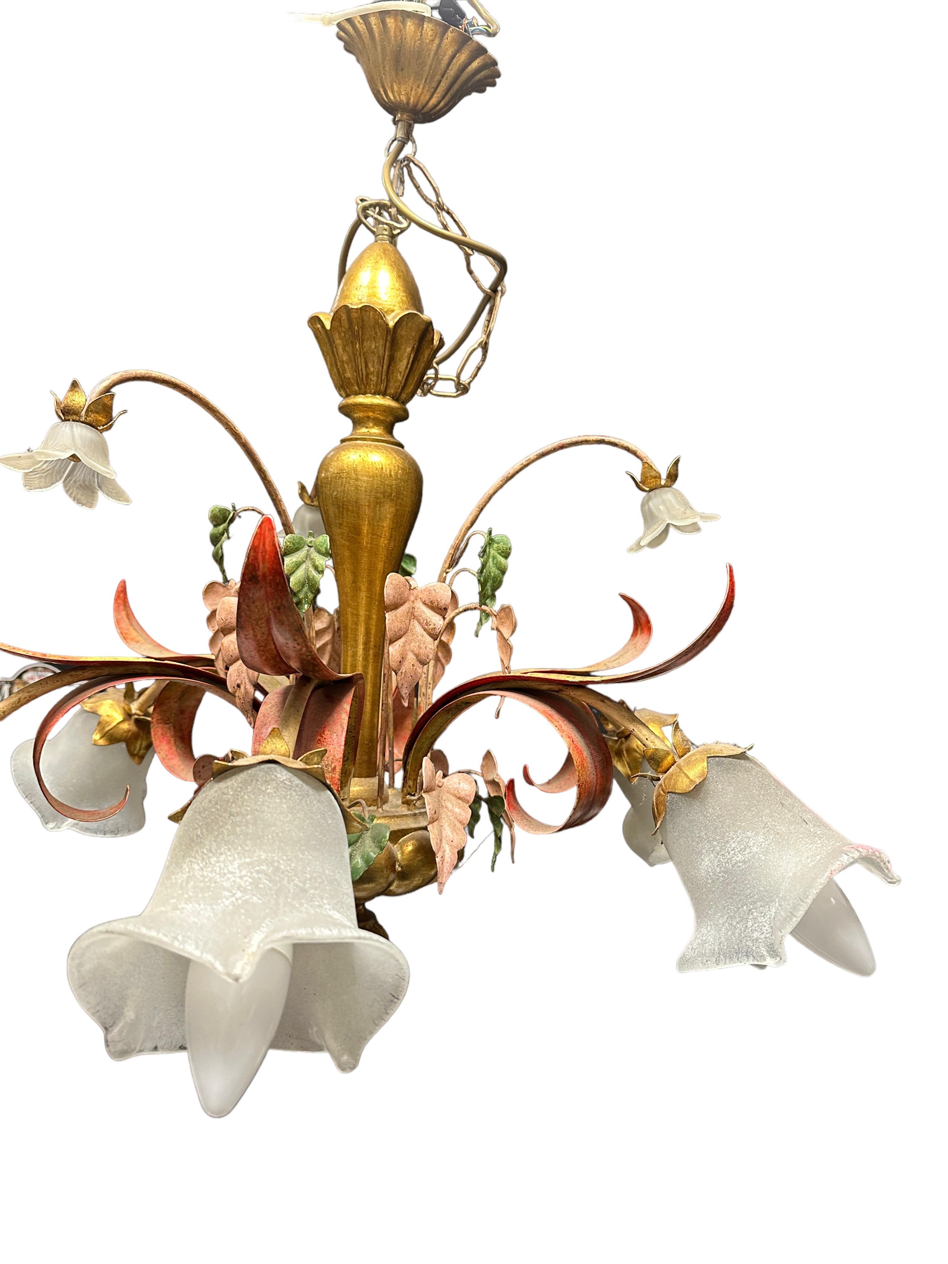 Large Florentine Baroque Style Polychrome Wood 6 Light Chandelier Italy, 1980s For Sale 3