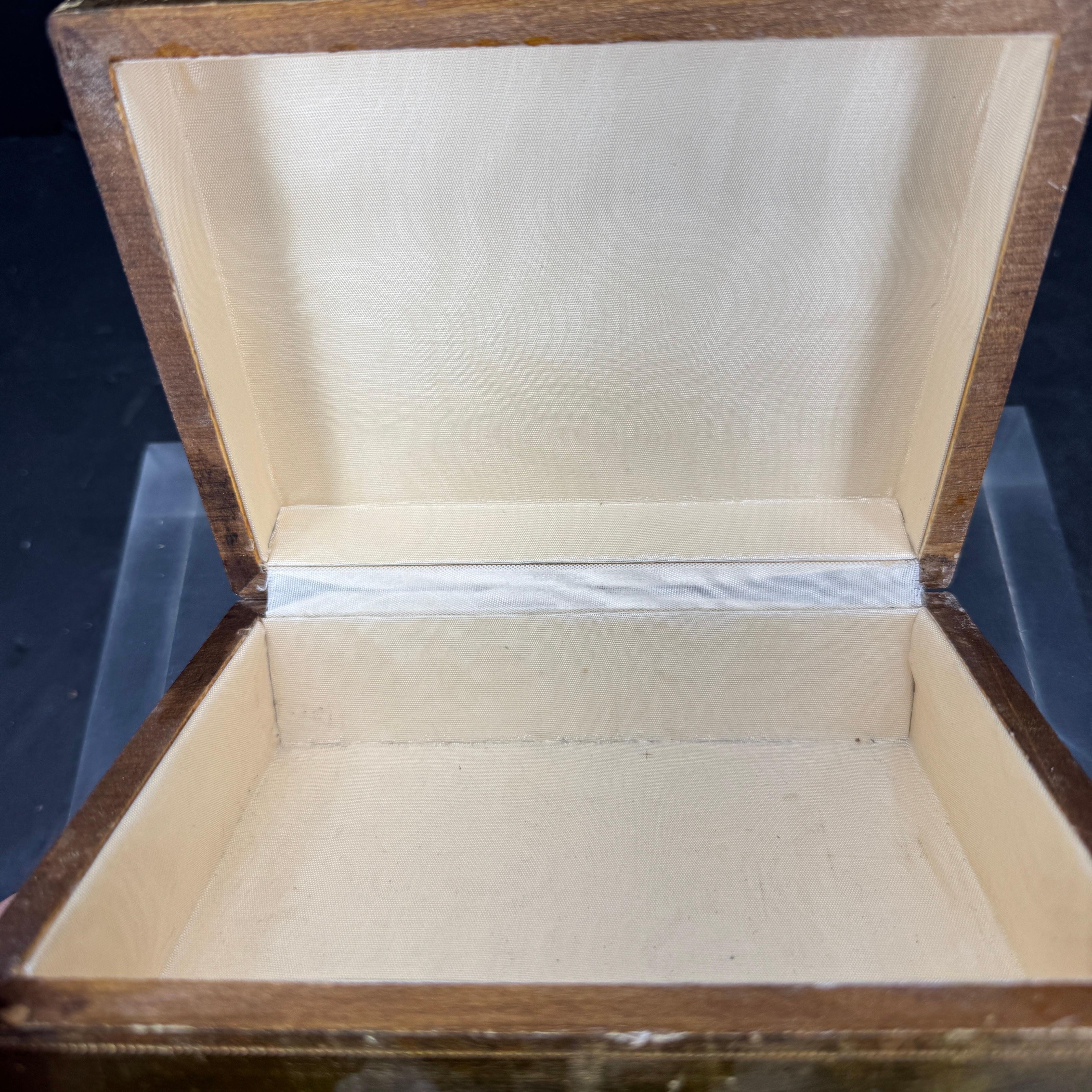 Large Florentine Rectangular Giltwood and Marble Box Rectangular, Italy 12